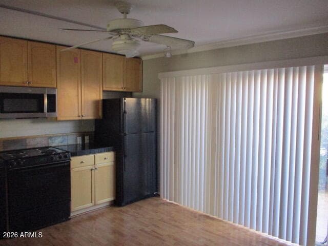 3637 E Monterosa Street 7, Phoenix, AZ 85018 — photo 9 of 21