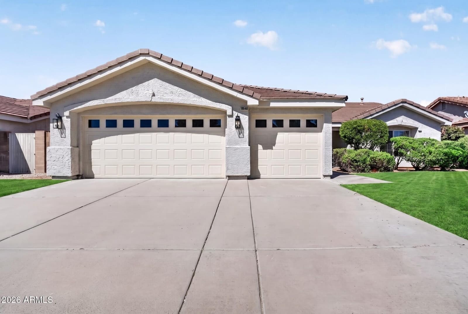 19840 N 33rd Place, Phoenix, AZ 85050 — photo 10 of 40
