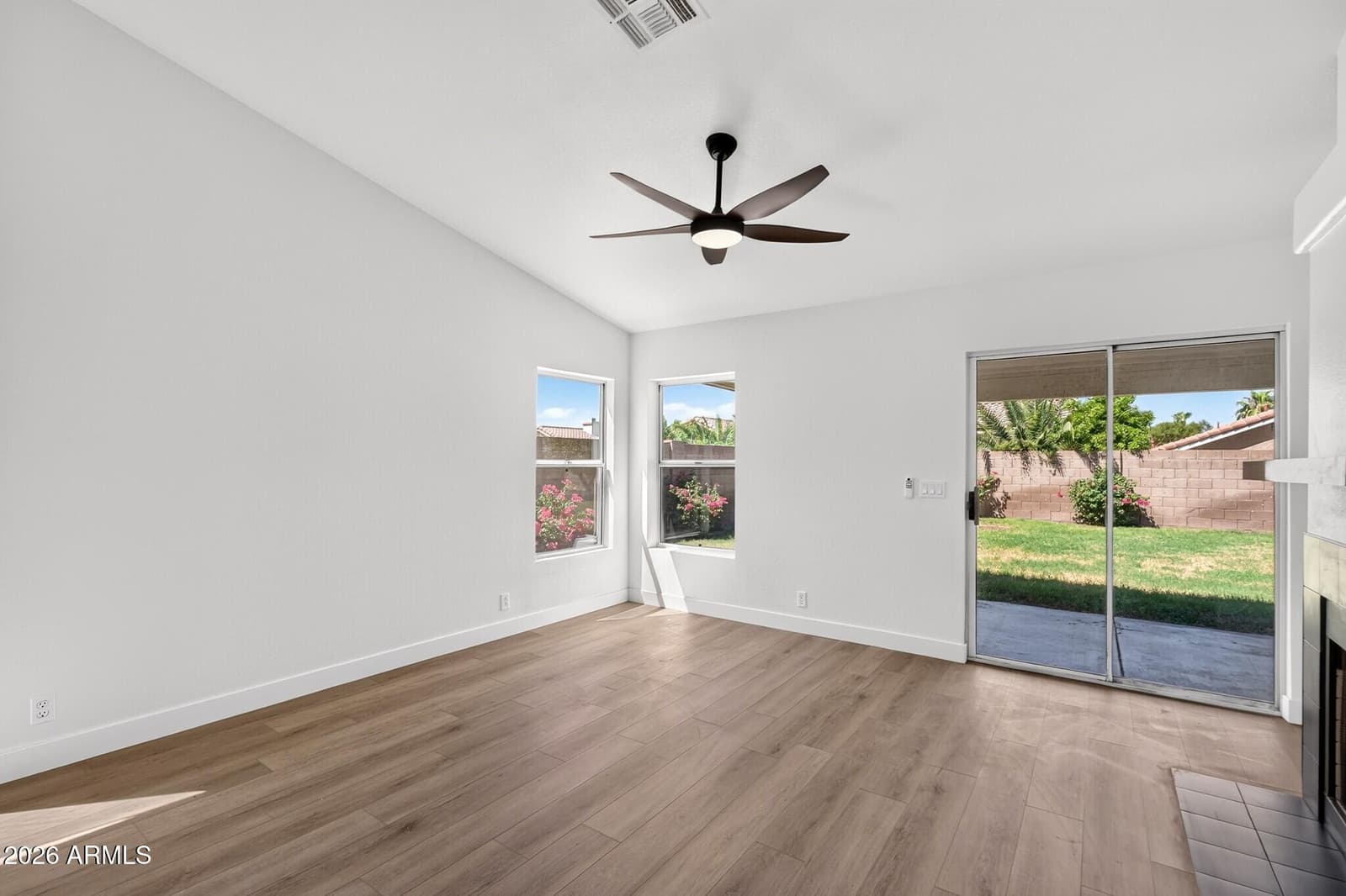 19840 N 33rd Place, Phoenix, AZ 85050 — photo 18 of 40