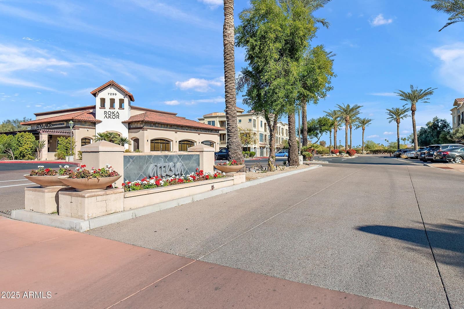 7291 N Scottsdale Road 2009, Paradise Valley, AZ 85253 — photo 2 of 22