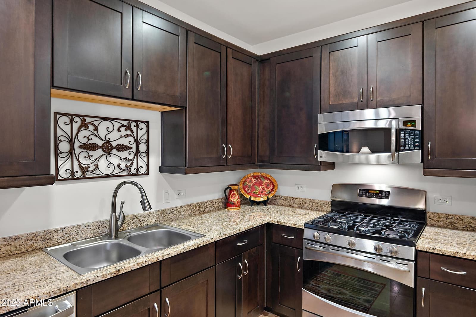 7291 N Scottsdale Road 2009, Paradise Valley, AZ 85253 — photo 10 of 22