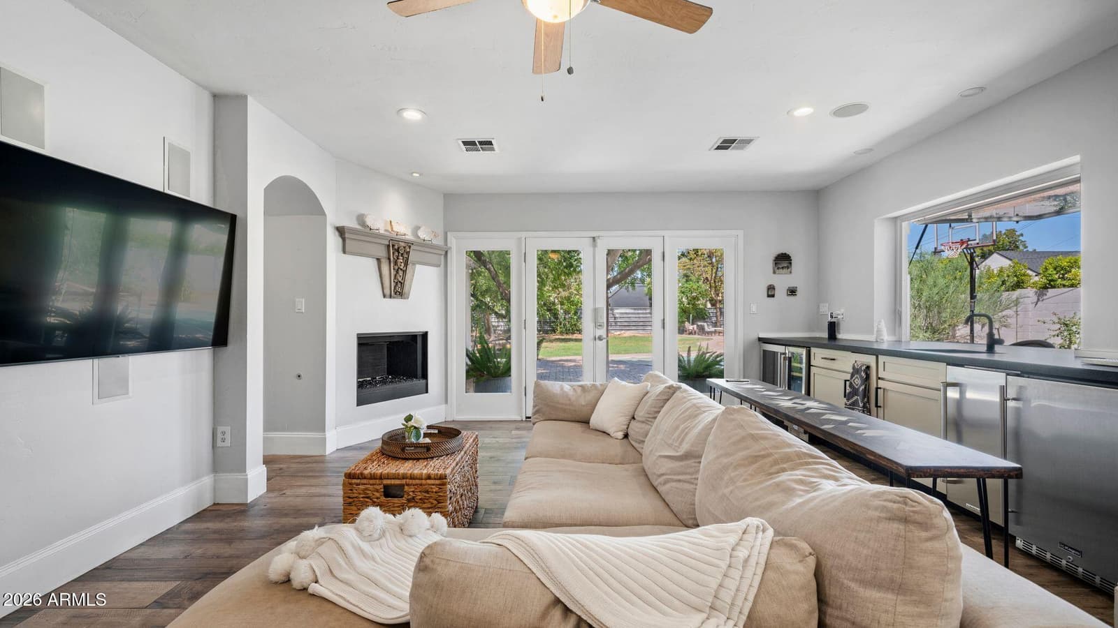 3244 E Weldon Avenue, Phoenix, AZ 85018 — photo 37 of 59