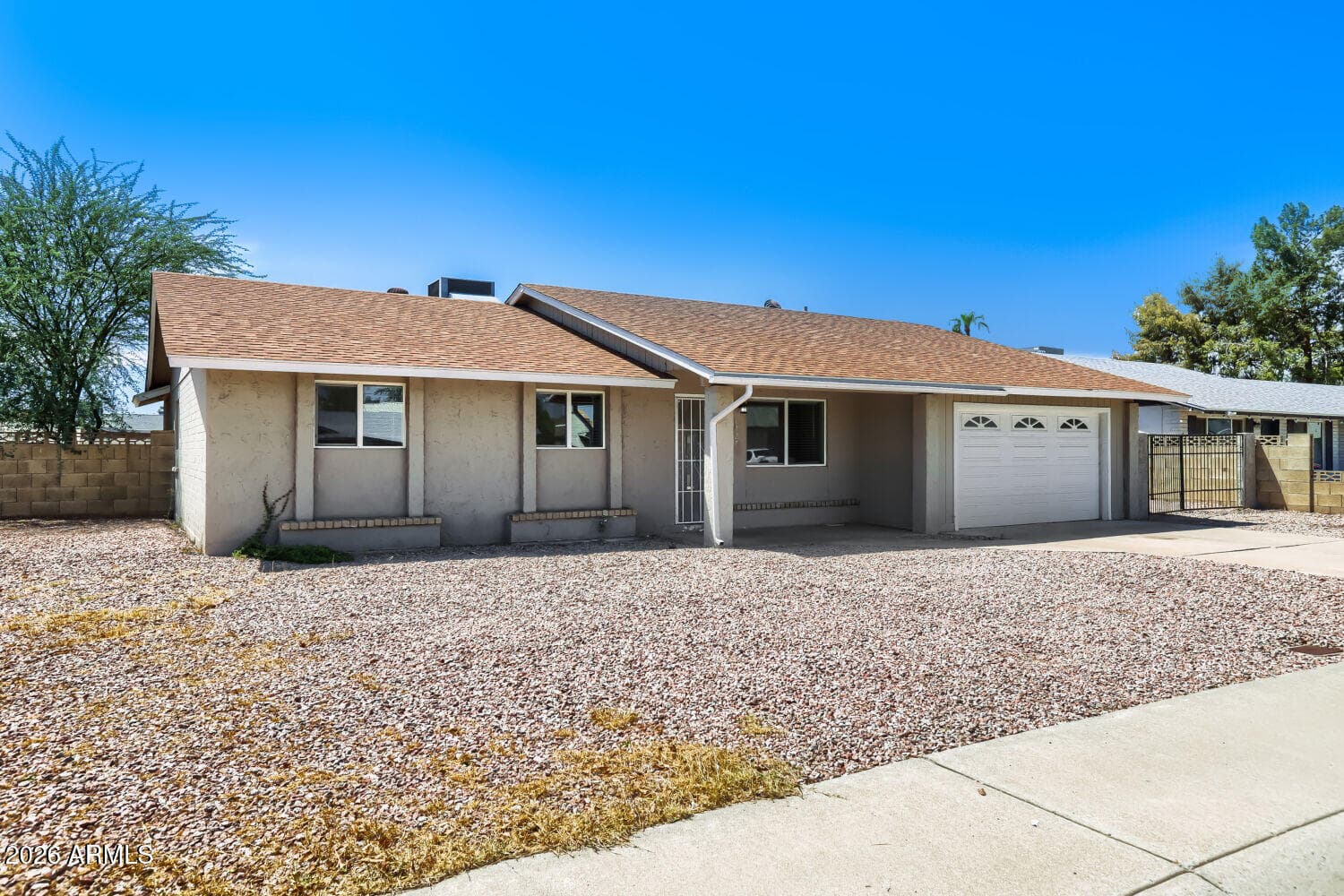 1727 W Villa Theresa Drive, Phoenix, AZ 85023 — photo 5 of 29