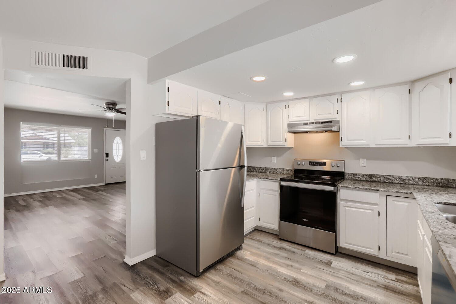 1727 W Villa Theresa Drive, Phoenix, AZ 85023 — photo 11 of 29