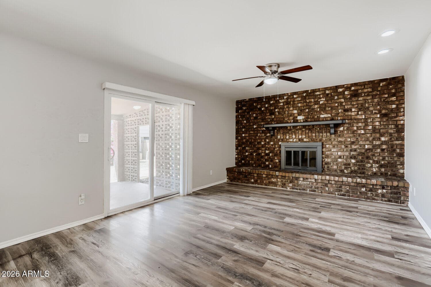 1727 W Villa Theresa Drive, Phoenix, AZ 85023 — photo 12 of 29