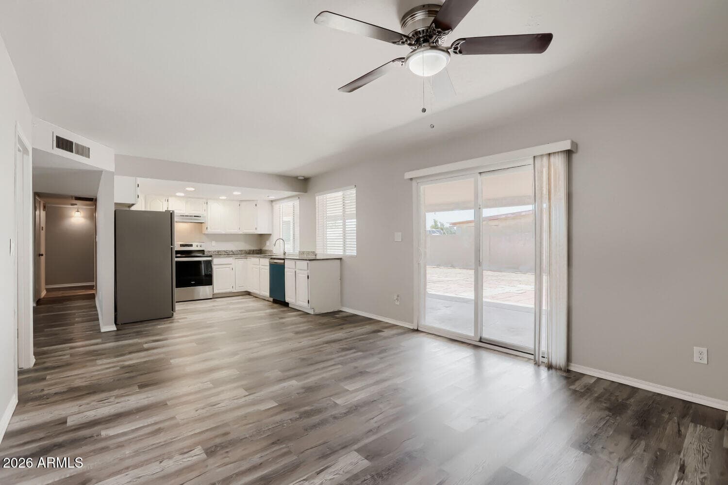 1727 W Villa Theresa Drive, Phoenix, AZ 85023 — photo 14 of 29