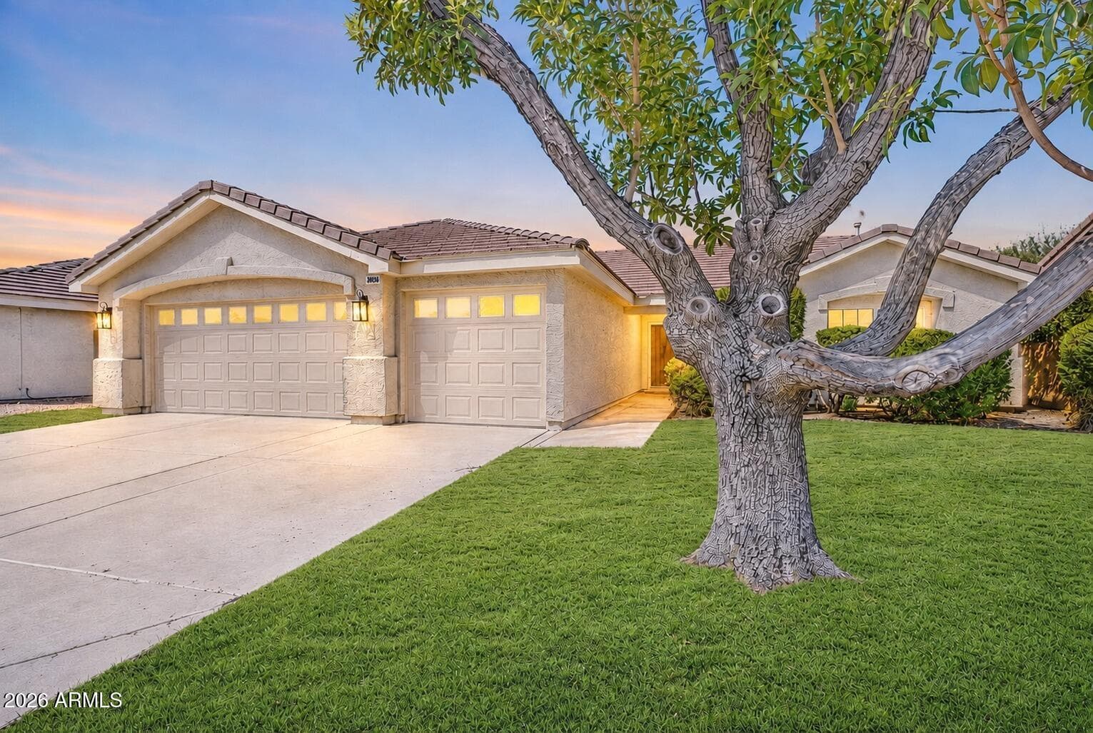 19840 N 33rd Place, Phoenix, AZ 85050 — photo 1 of 40