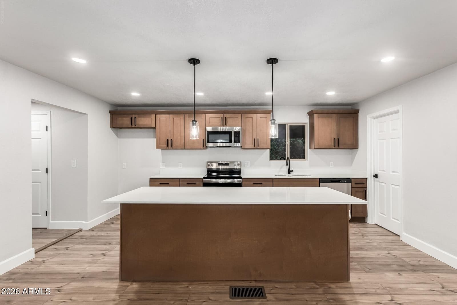 8943 S Emerald Lane, Hereford, AZ 85615 — photo 9 of 41