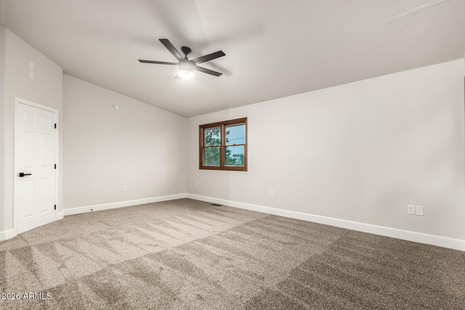 8943 S Emerald Lane, Hereford, AZ 85615 — photo 15 of 41