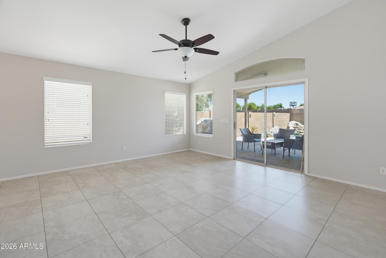 1253 S Colonial Drive, Gilbert, AZ 85296 — photo 6 of 36