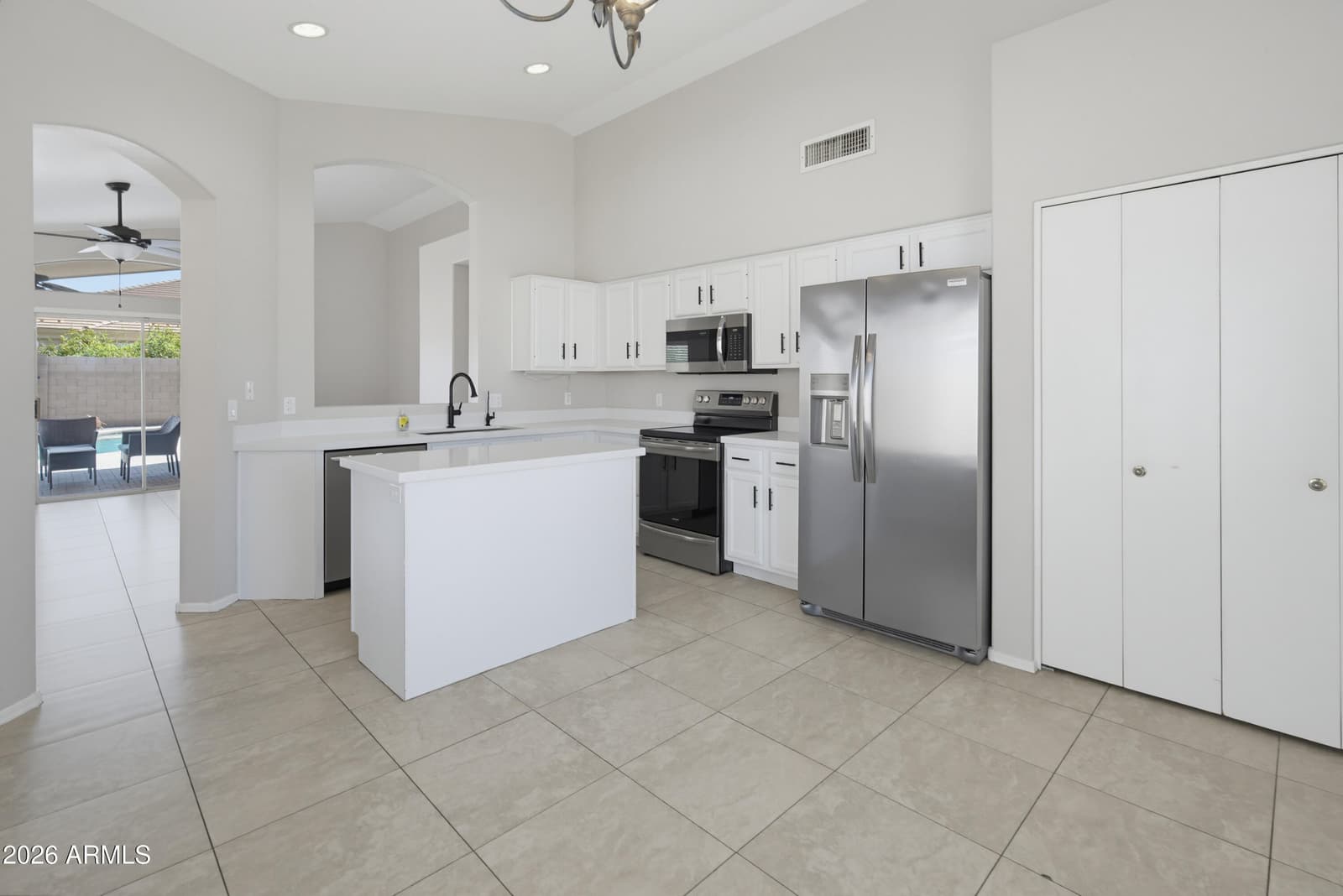 1253 S Colonial Drive, Gilbert, AZ 85296 — photo 10 of 36