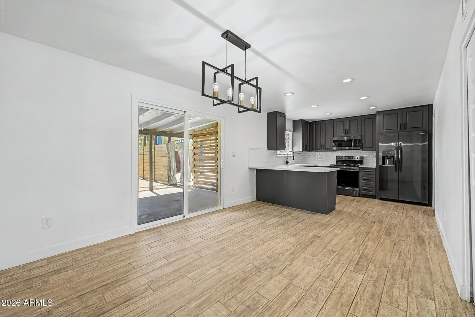 5813 S College Avenue, Tempe, AZ 85283 — photo 11 of 34