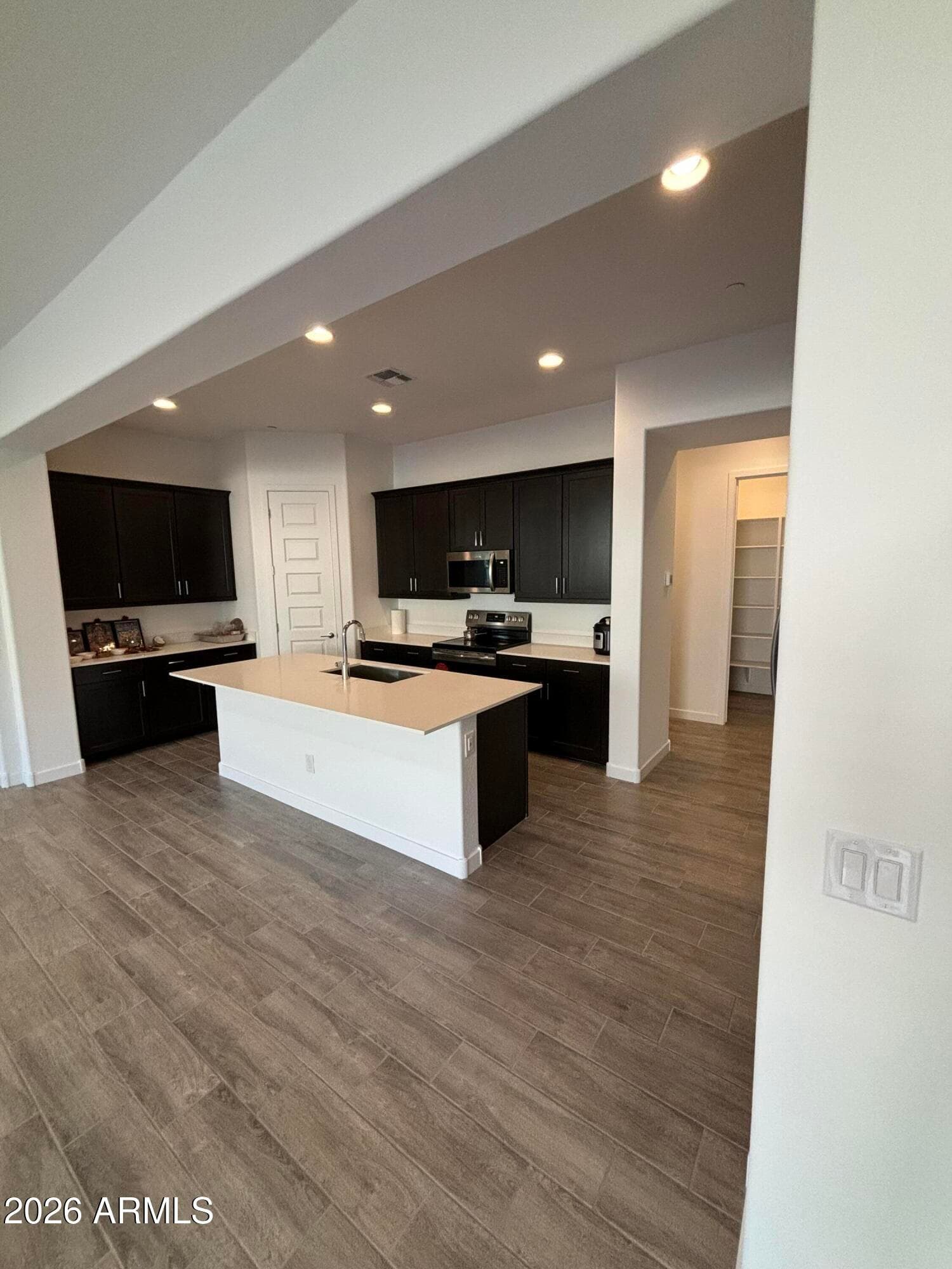 3823 E Bartlettway Way, Chandler, AZ 85249 — photo 11 of 16
