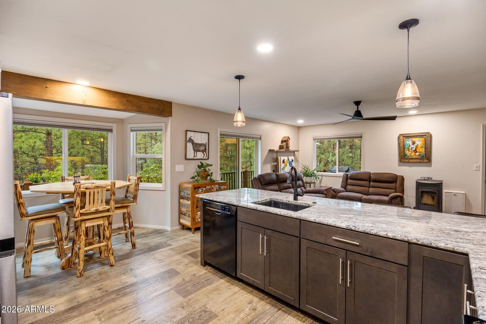 923 Hidden Way, Show Low, AZ 85901 — photo 9 of 19