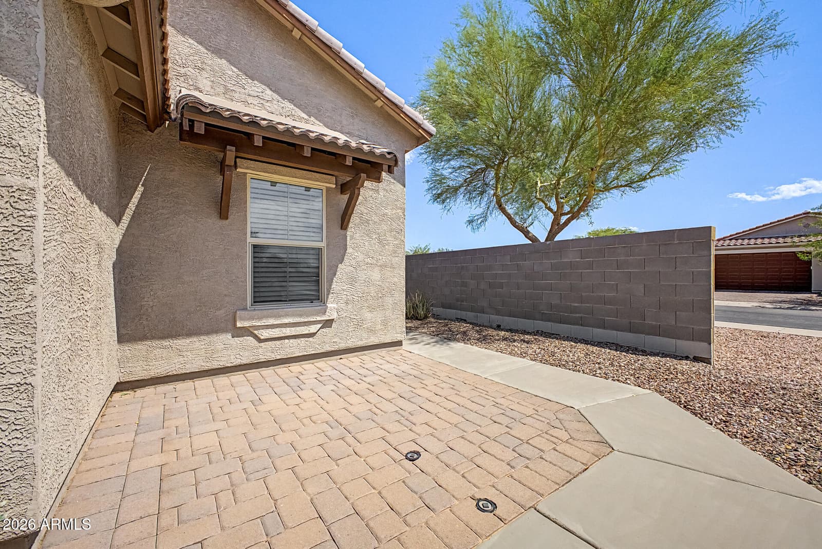 726 W Jardin Drive, Casa Grande, AZ 85122 — photo 5 of 32