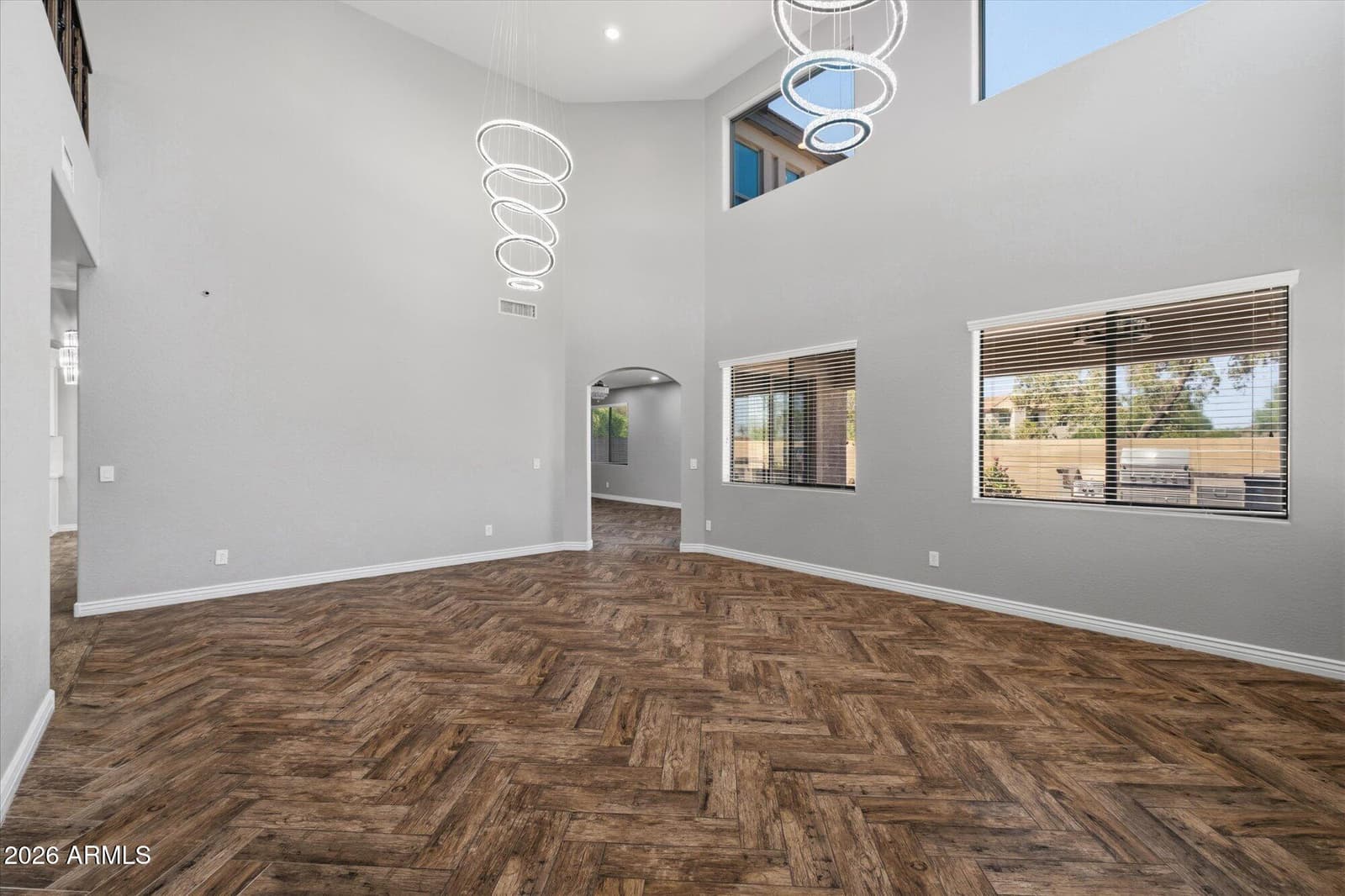 23306 N 40th Place, Phoenix, AZ 85050 — photo 10 of 45