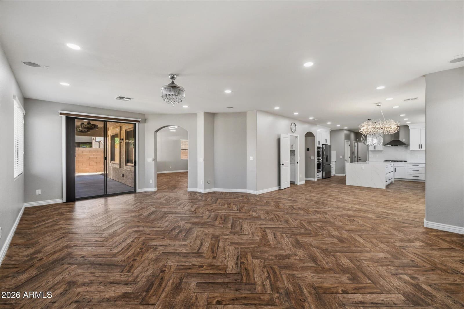 23306 N 40th Place, Phoenix, AZ 85050 — photo 13 of 45