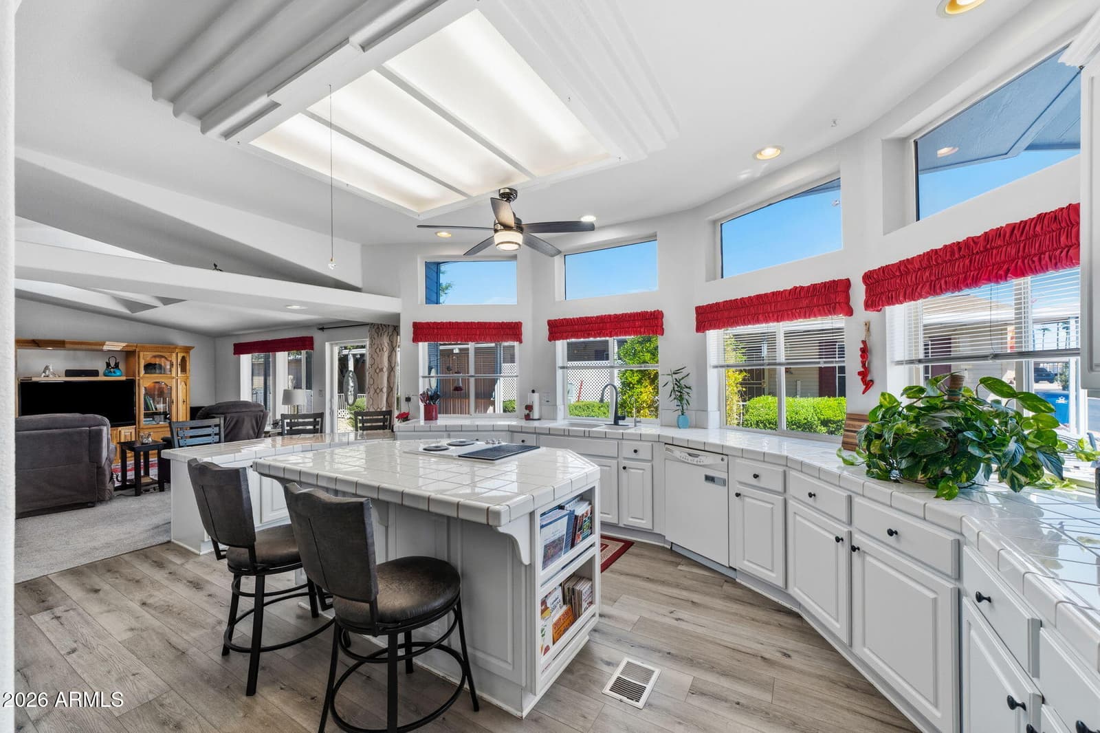 3700 S Tomahawk Road 26 & 27, Apache Junction, AZ 85119 — photo 10 of 24