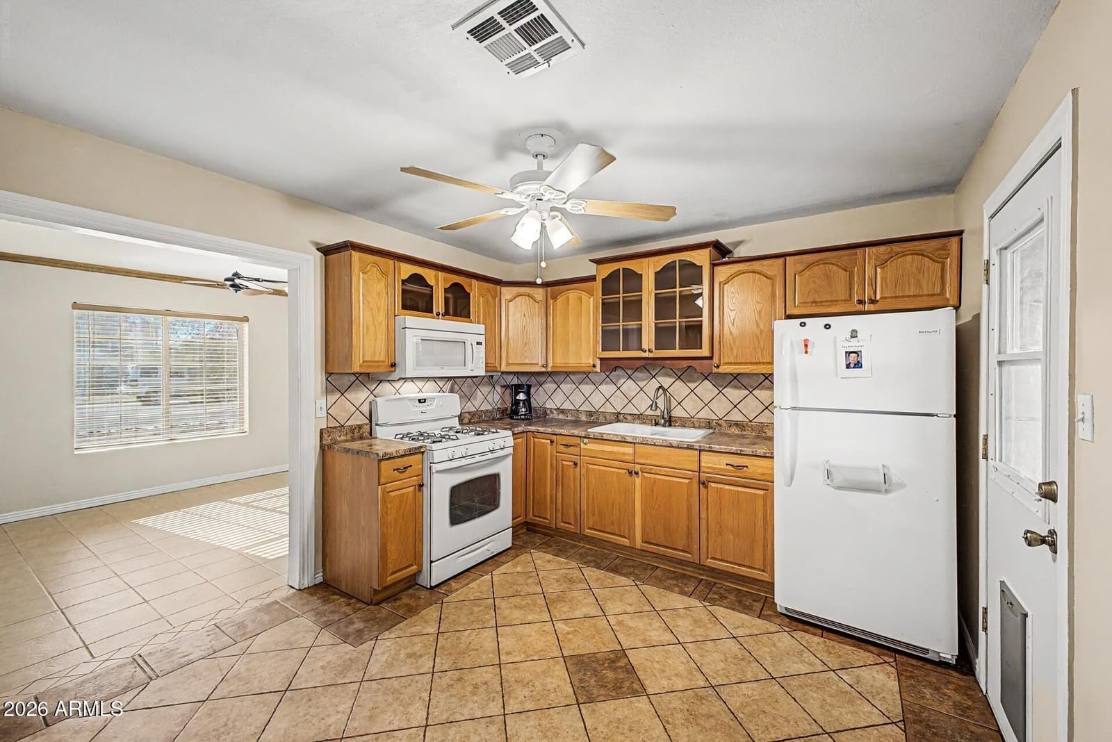 8117 N 30th Drive, Phoenix, AZ 85051 — photo 4 of 20