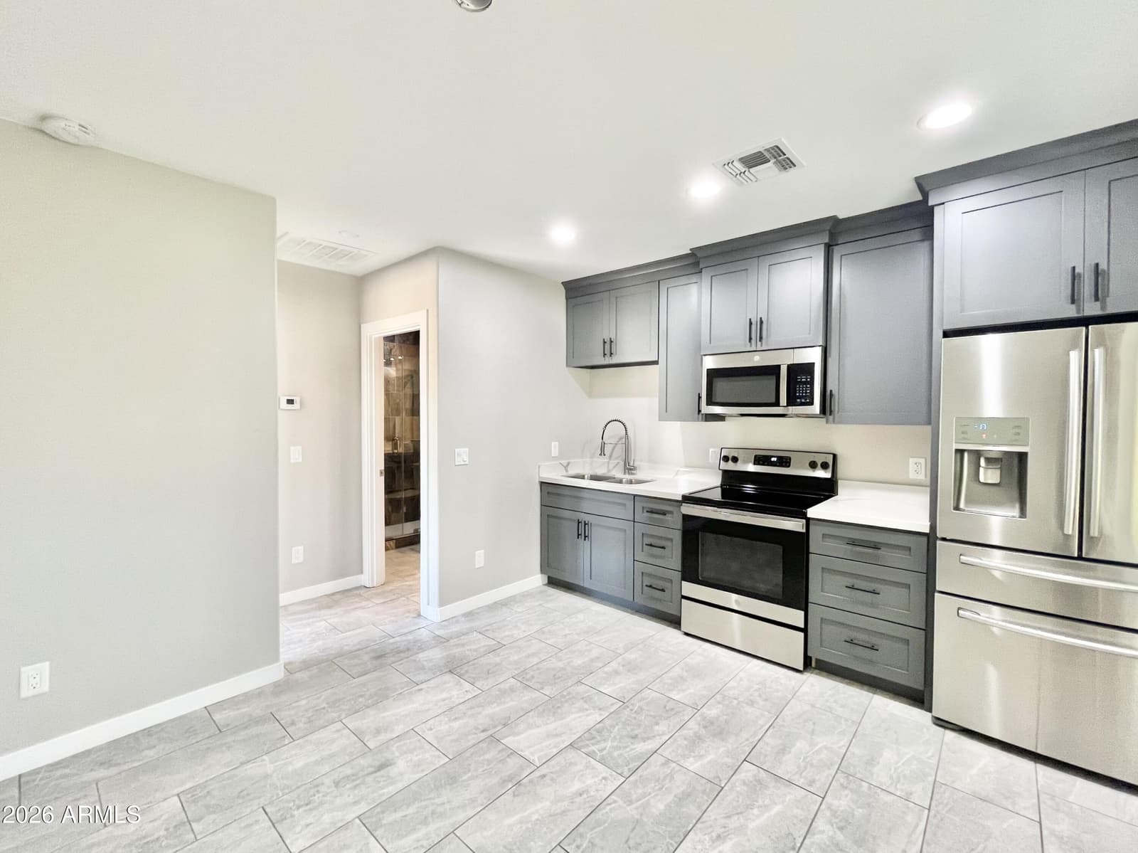 5211 N 8th Place, Phoenix, AZ 85014 — photo 35 of 39