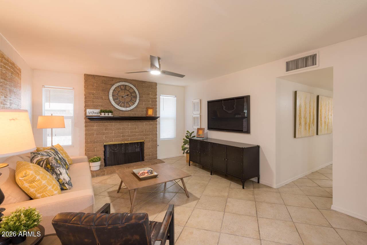 2015 E Southern Avenue 4, Tempe, AZ 85282 — photo 9 of 16