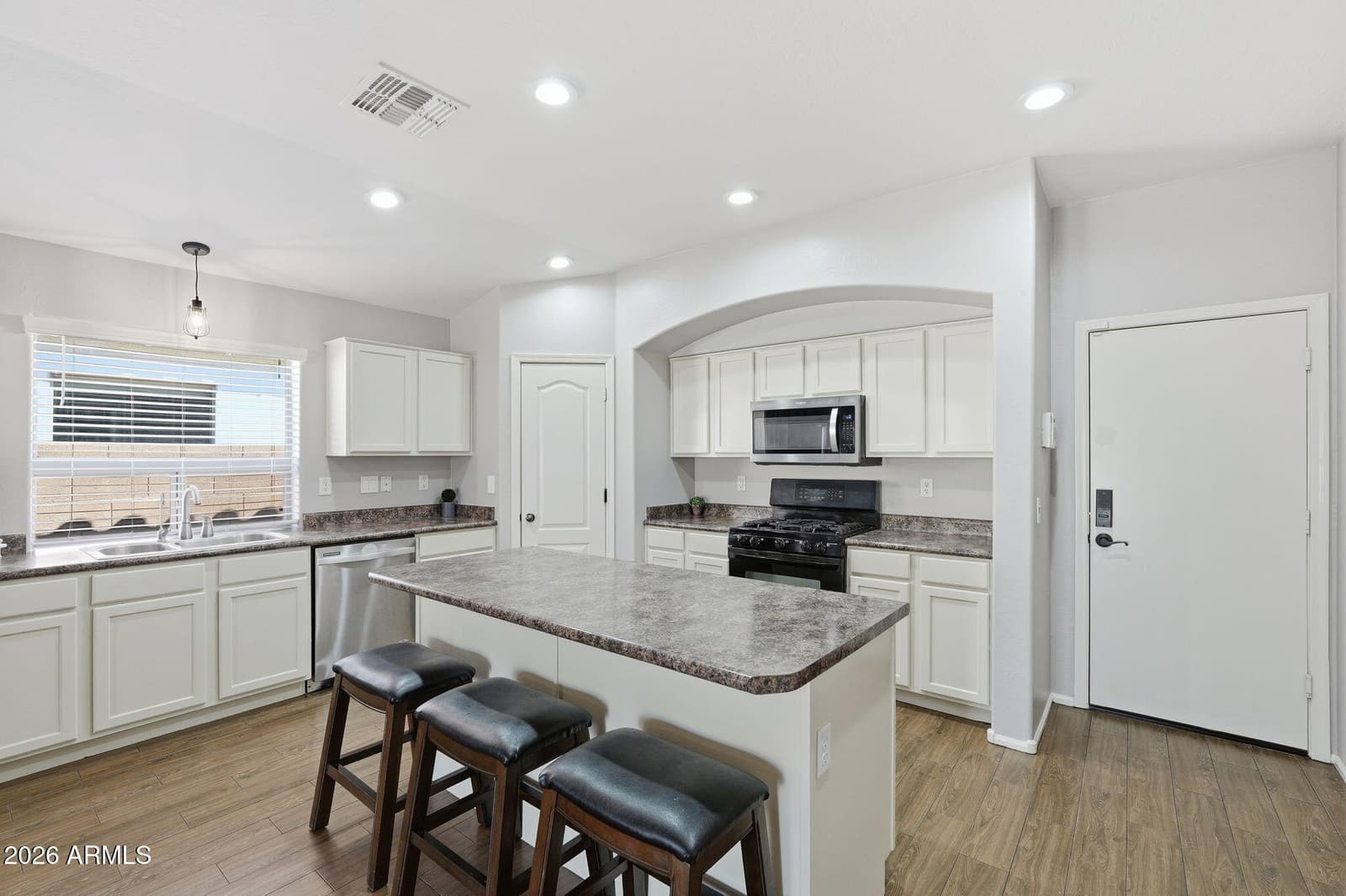 38528 N Dave Street, San Tan Valley, AZ 85140 — photo 15 of 45
