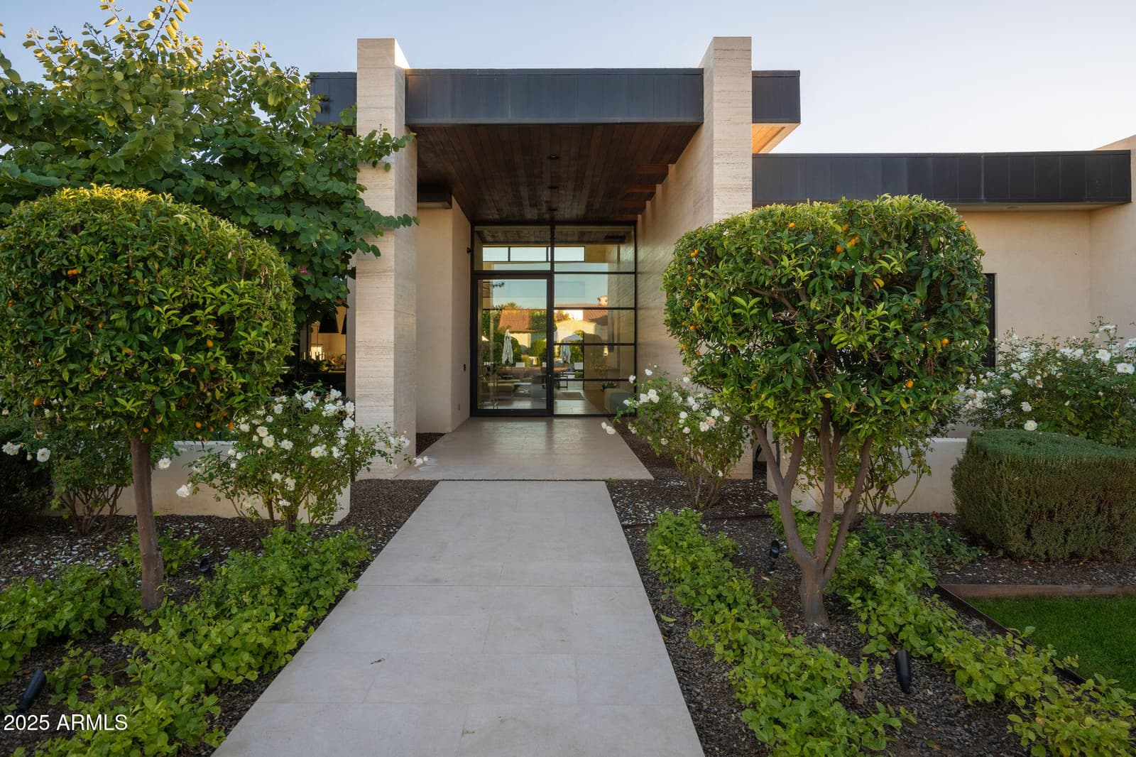 5333 E Via Los Caballos, Paradise Valley, AZ 85253 — photo 4 of 30