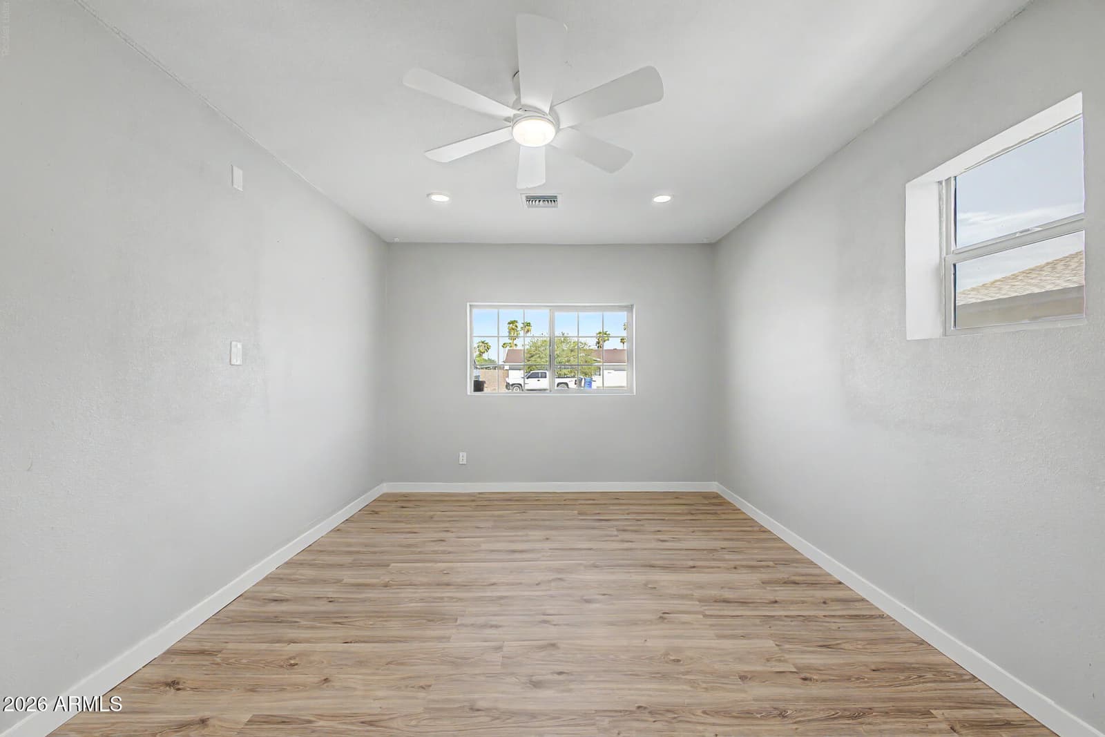 4620 N 53rd Avenue, Phoenix, AZ 85031 — photo 18 of 37