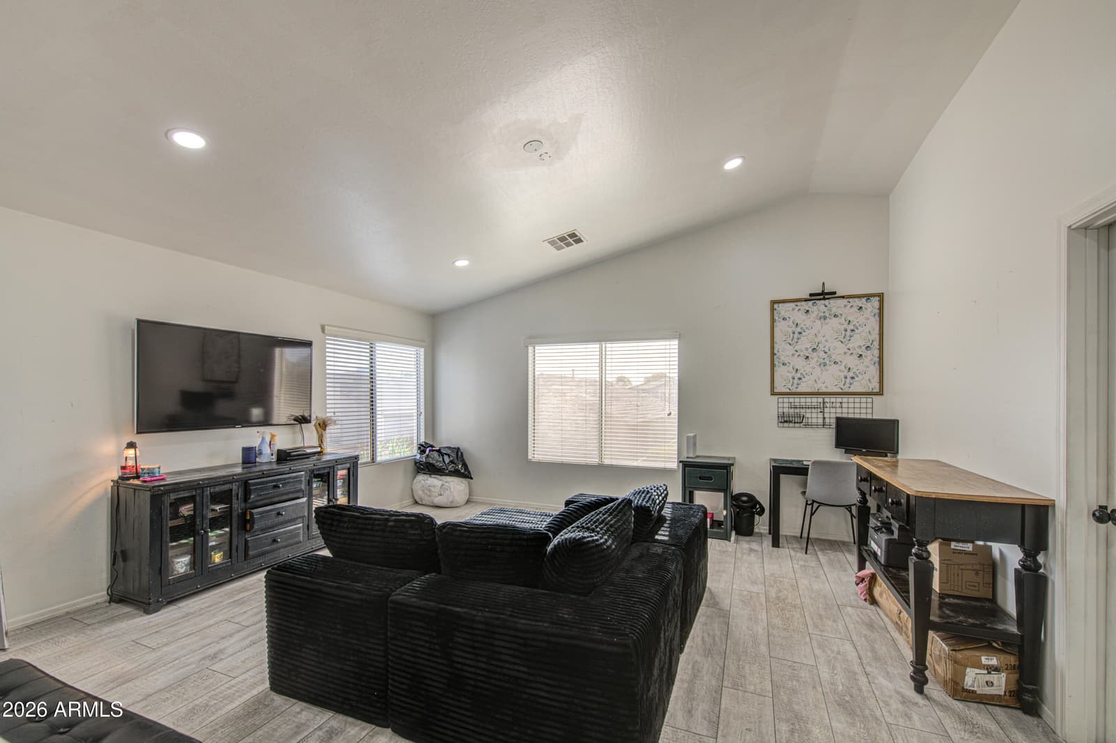 7228 S 42nd Drive, Phoenix, AZ 85041 — photo 13 of 40