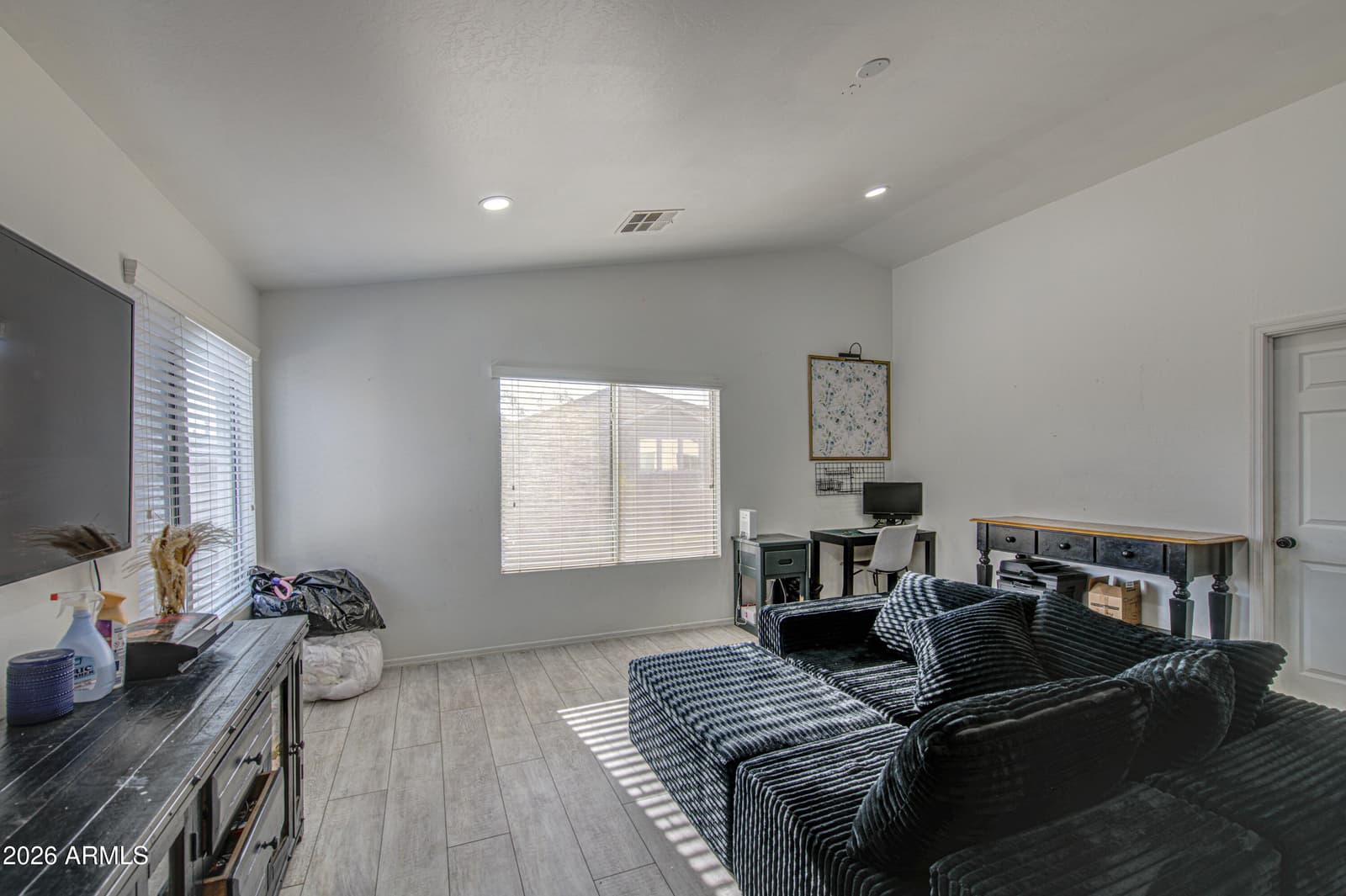 7228 S 42nd Drive, Phoenix, AZ 85041 — photo 17 of 40