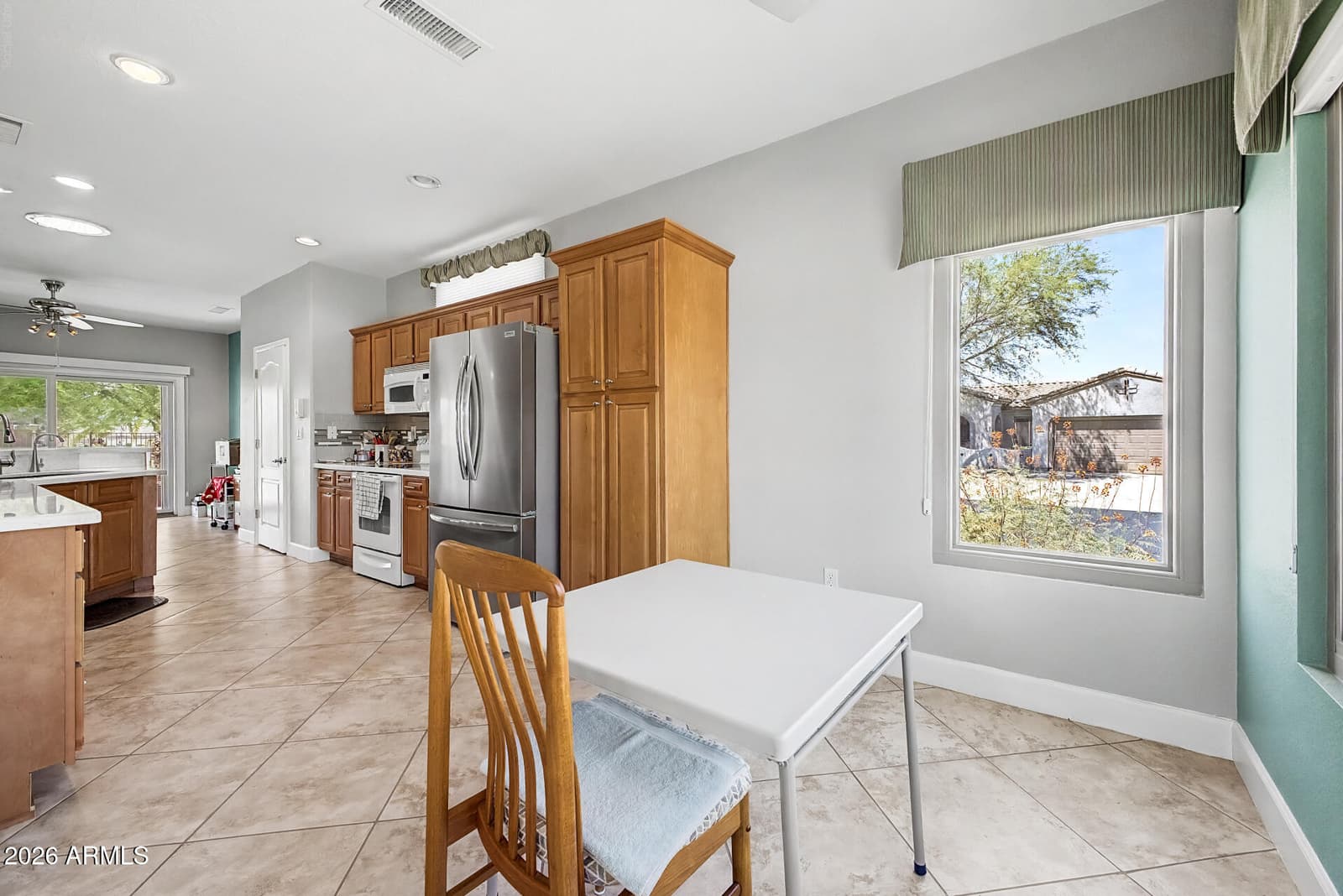 16039 W Indigo Lane, Surprise, AZ 85374 — photo 10 of 46