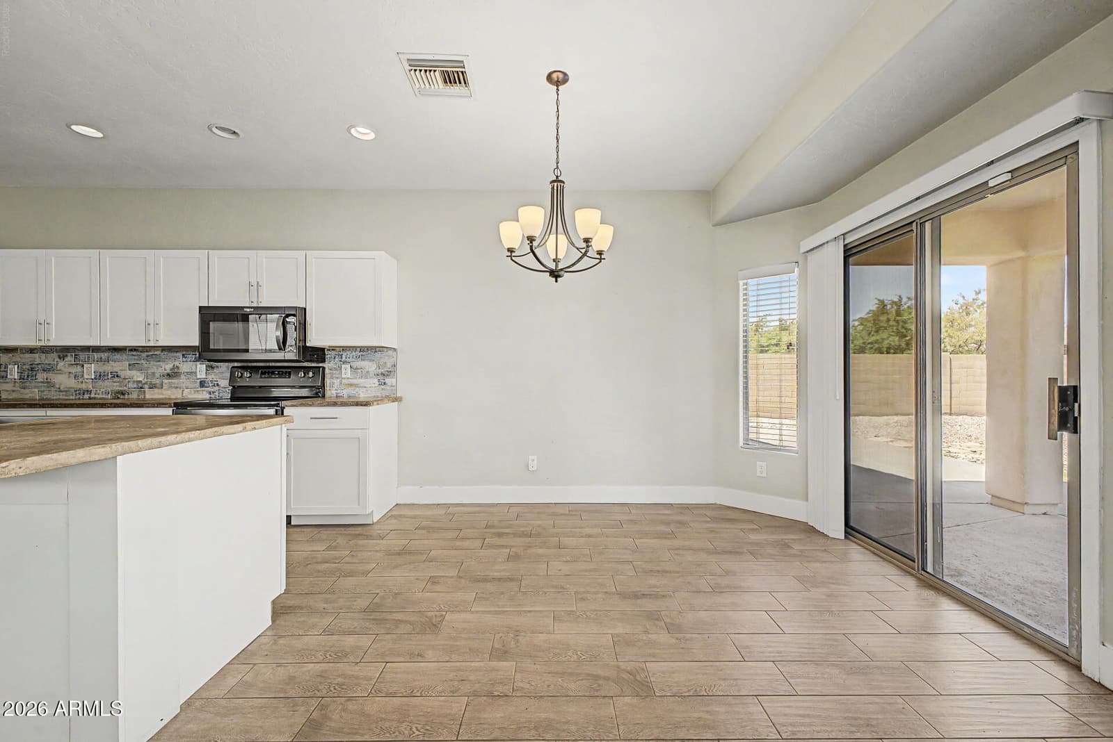 2919 N 140th Drive, Goodyear, AZ 85395 — photo 10 of 47