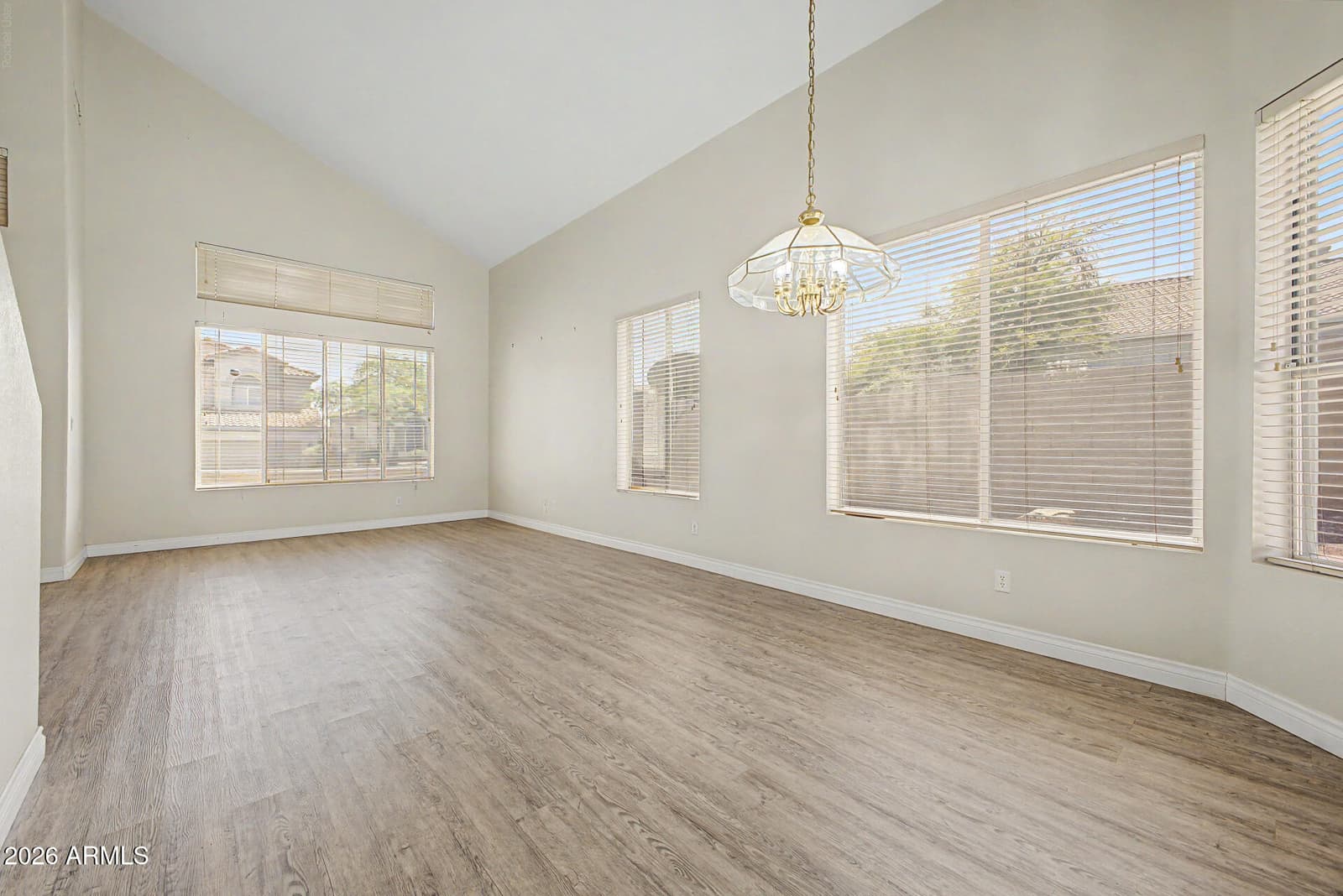 16018 S 9th Place, Phoenix, AZ 85048 — photo 10 of 54