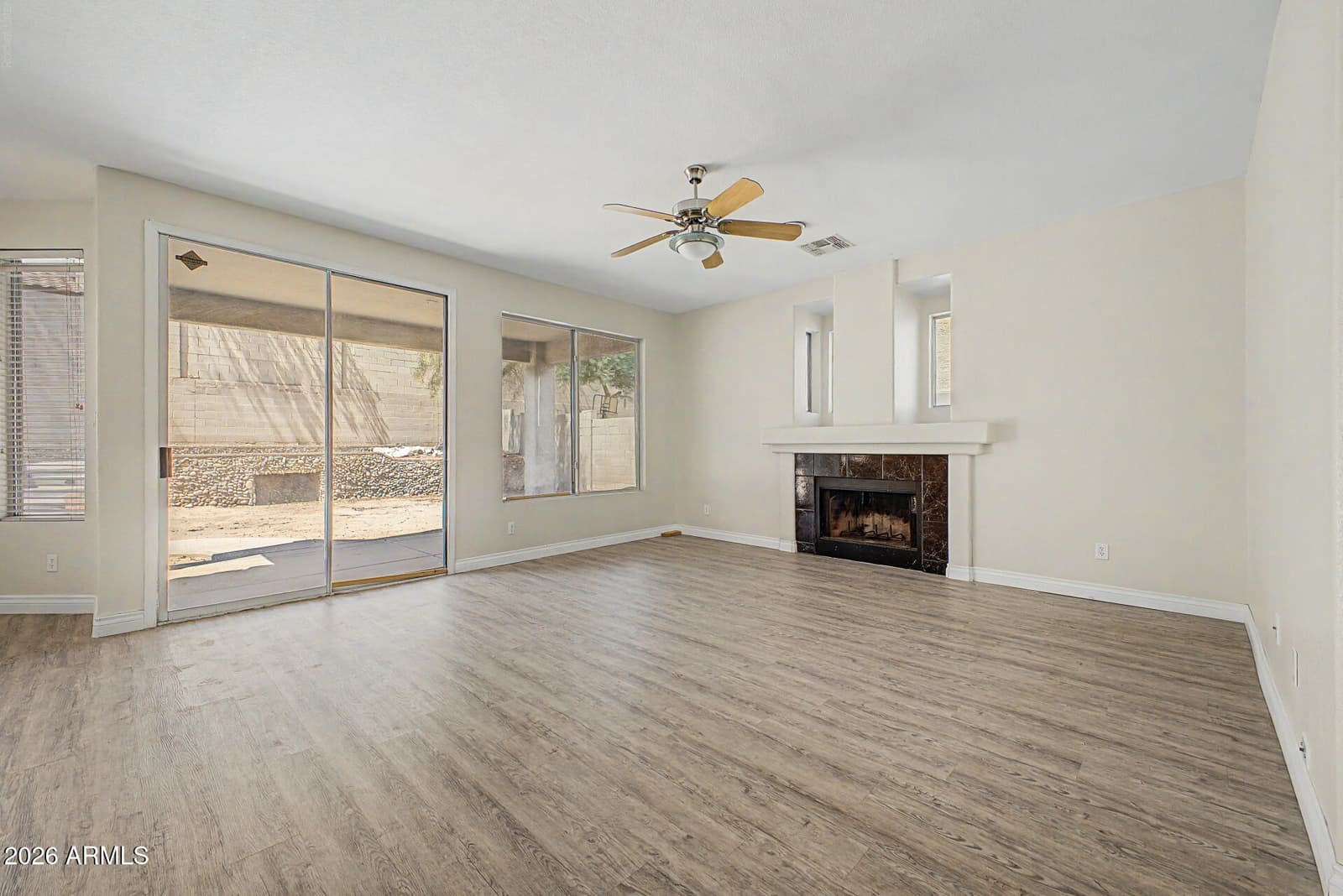 16018 S 9th Place, Phoenix, AZ 85048 — photo 11 of 54