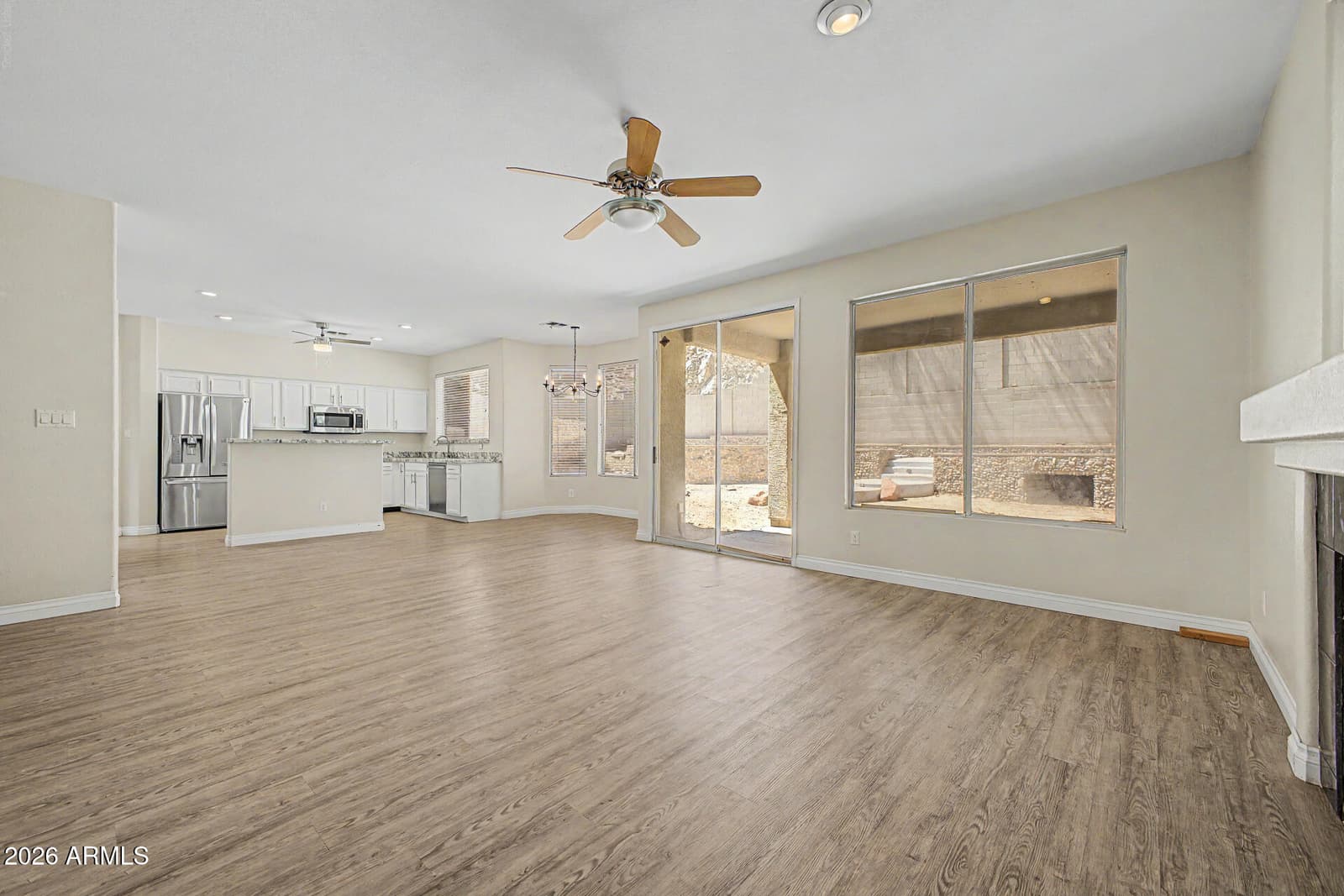 16018 S 9th Place, Phoenix, AZ 85048 — photo 12 of 54