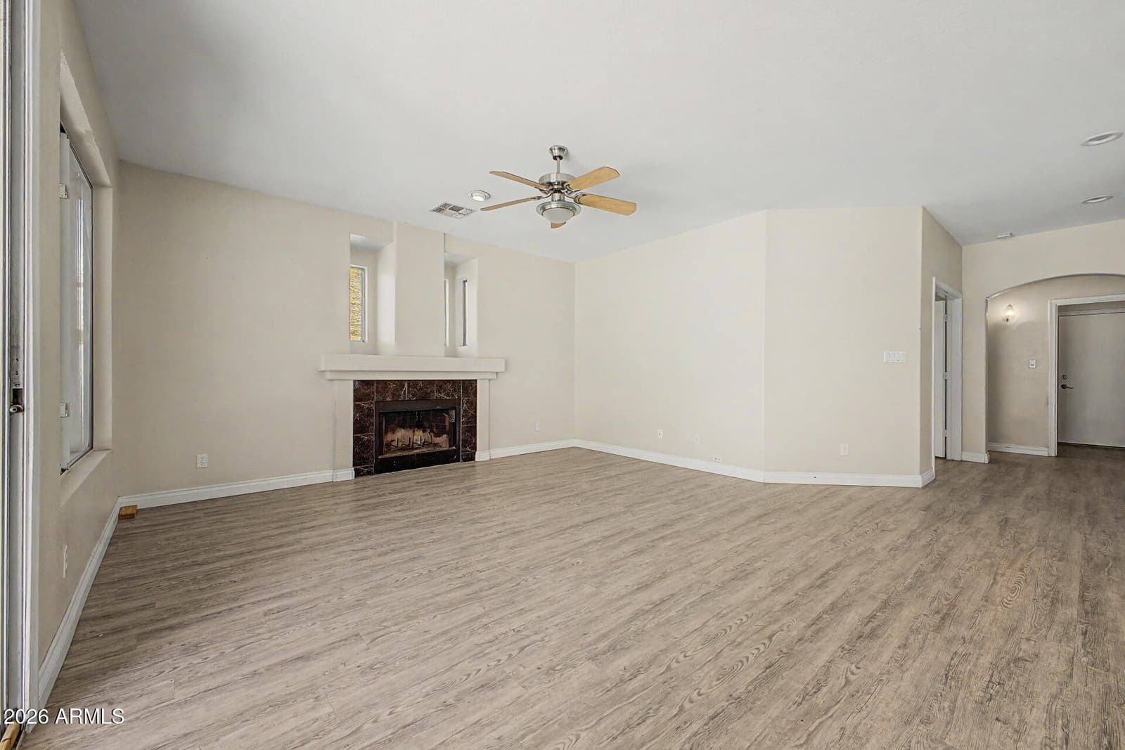 16018 S 9th Place, Phoenix, AZ 85048 — photo 14 of 54