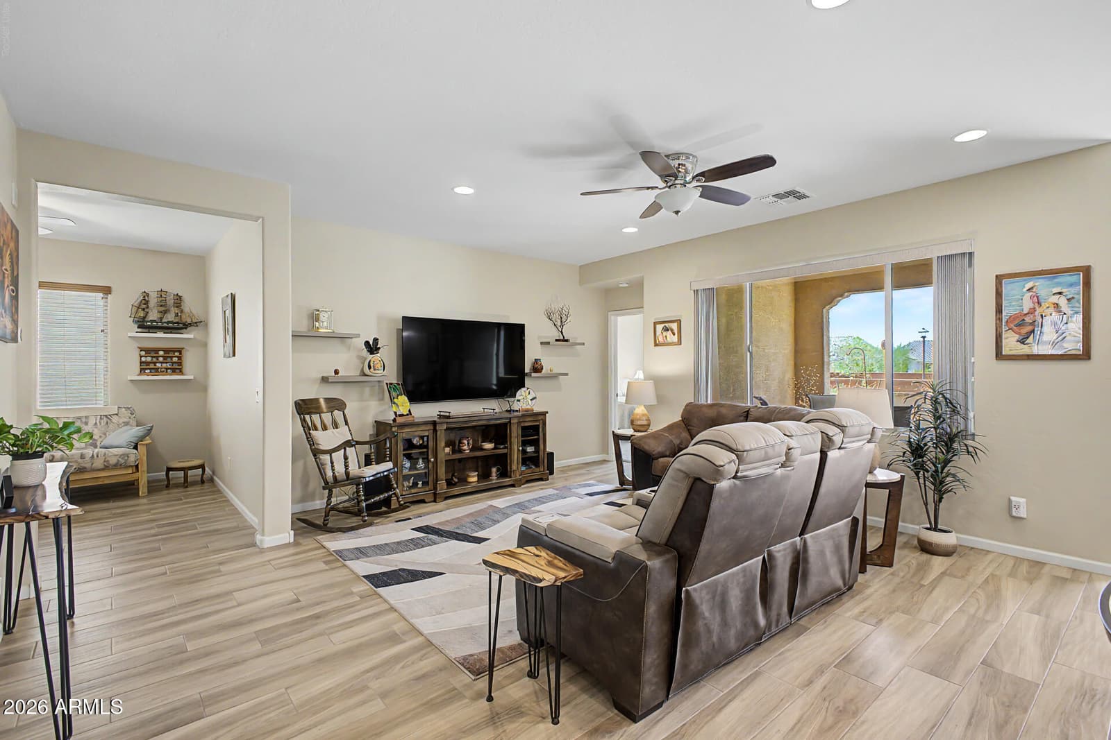 4541 W Hanna Drive, Eloy, AZ 85131 — photo 5 of 51