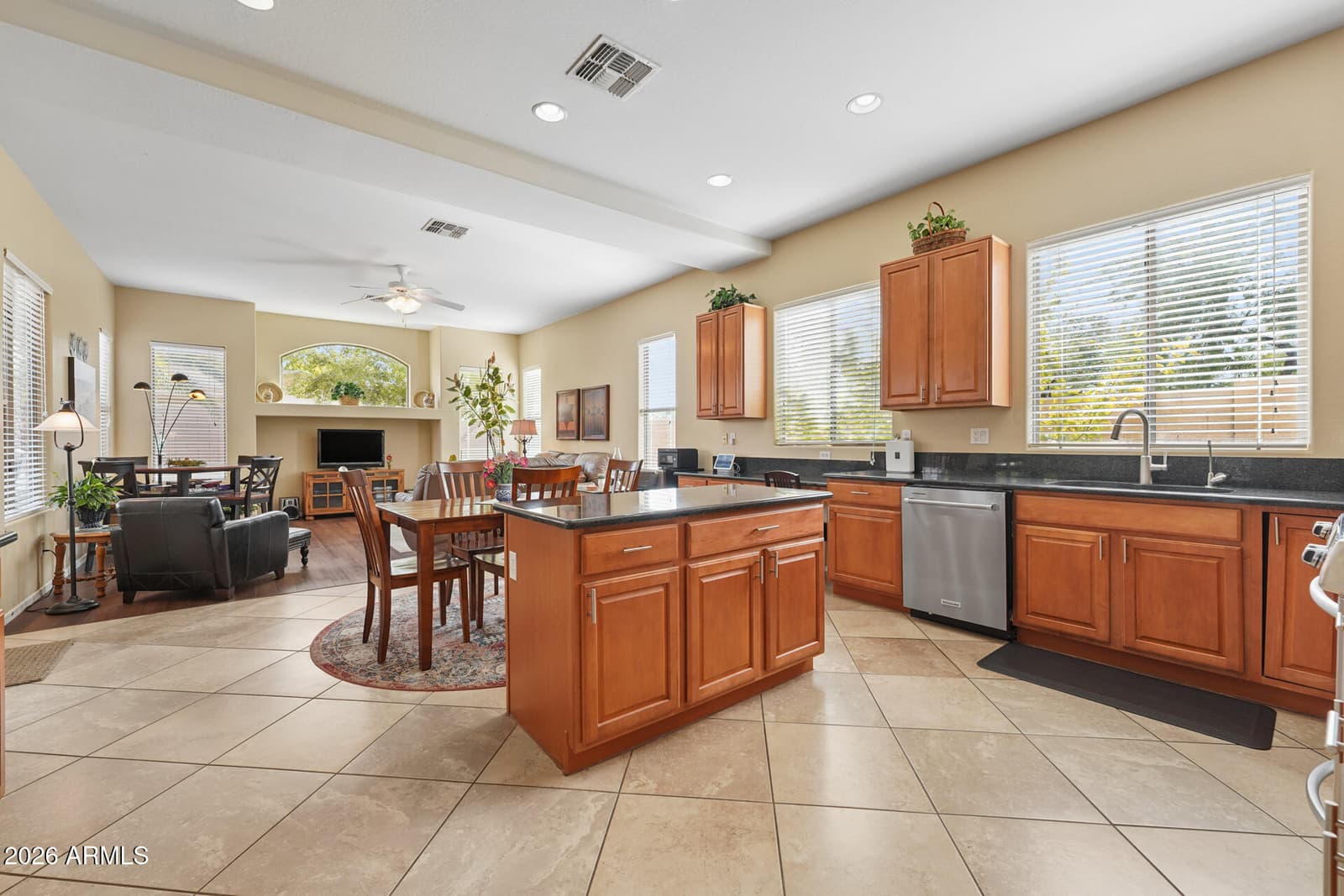 45343 W Jack Rabbit Trail, Maricopa, AZ 85139 — photo 11 of 36