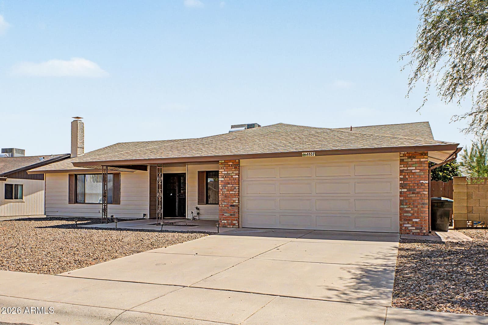 4827 E Paiute Street, Phoenix, AZ 85044 — photo 13 of 34