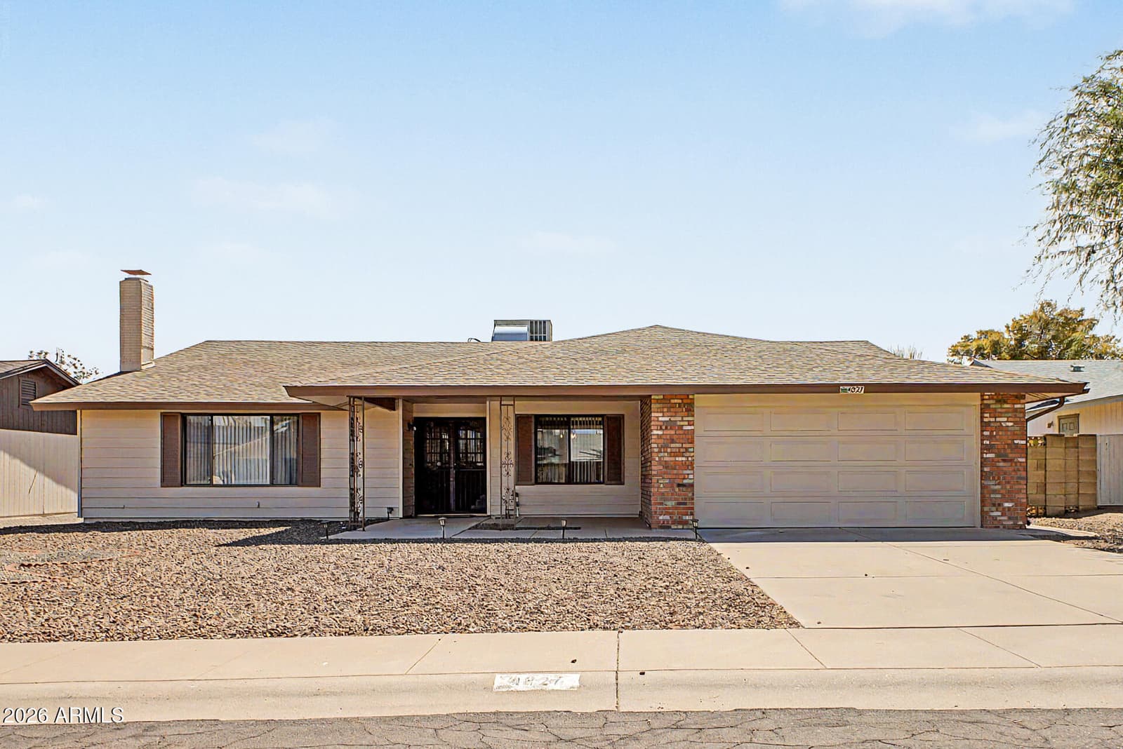 4827 E Paiute Street, Phoenix, AZ 85044 — photo 1 of 34