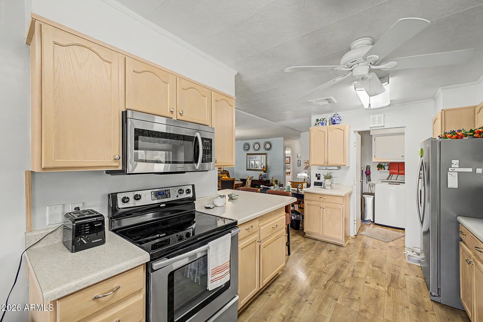 25621 S Illinois Avenue, Sun Lakes, AZ 85248 — photo 12 of 67