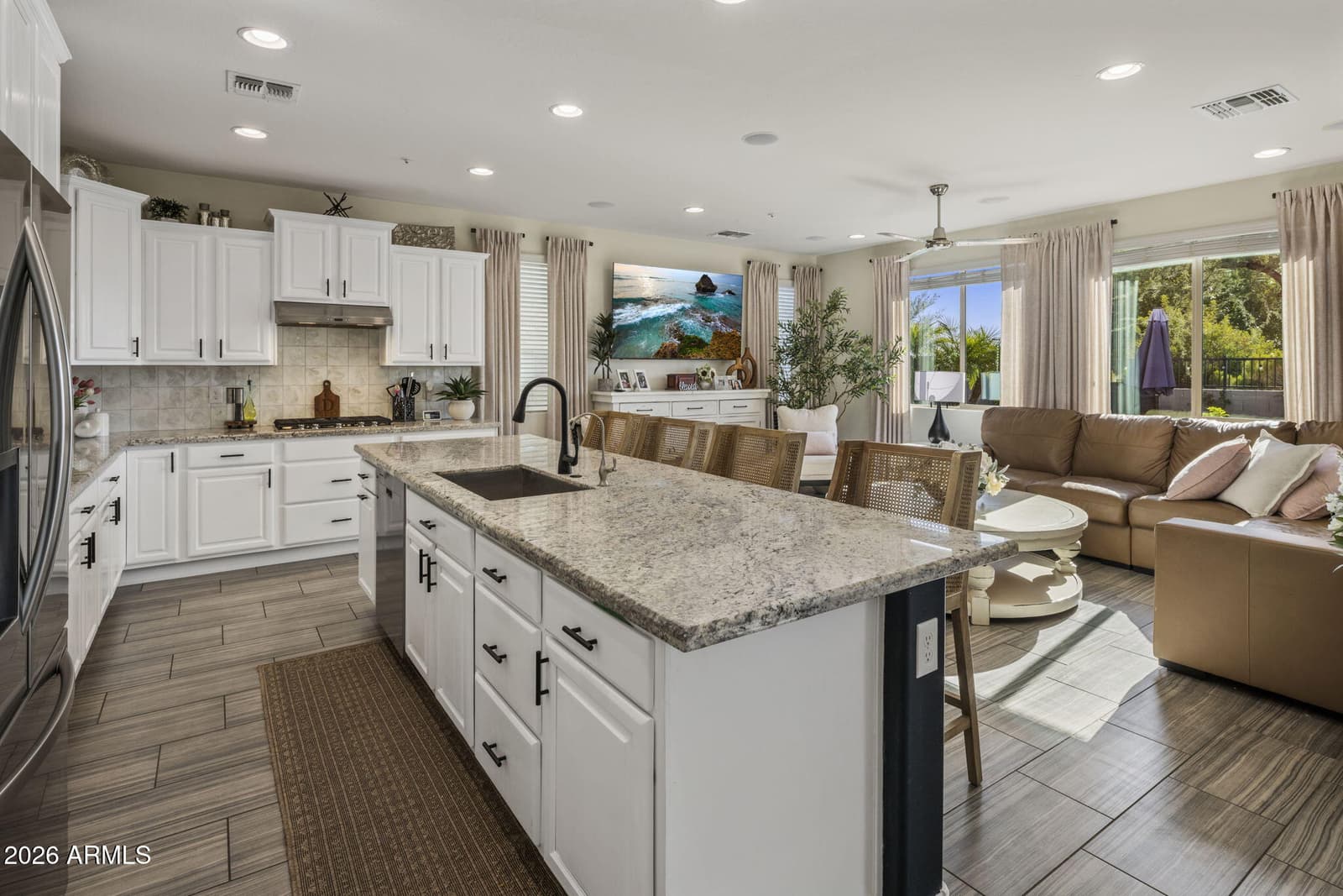 5386 S Mariposa Drive, Gilbert, AZ 85298 — photo 15 of 51