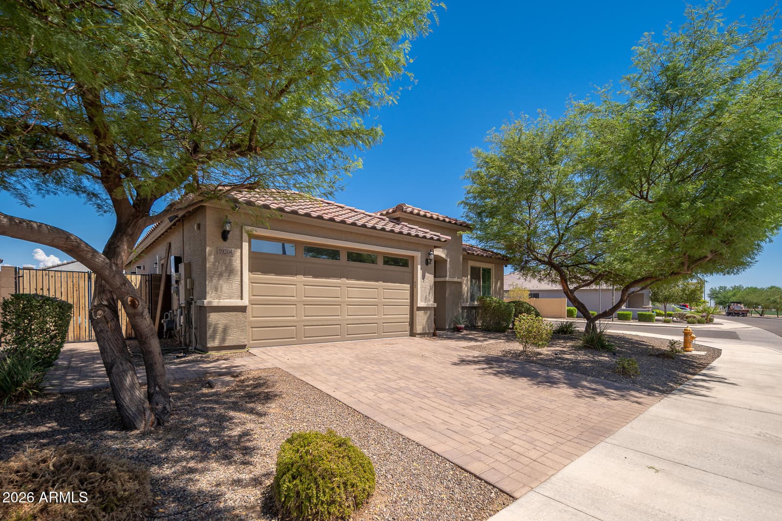 19204 W Harrison Street, Goodyear, AZ 85338 — photo 3 of 38