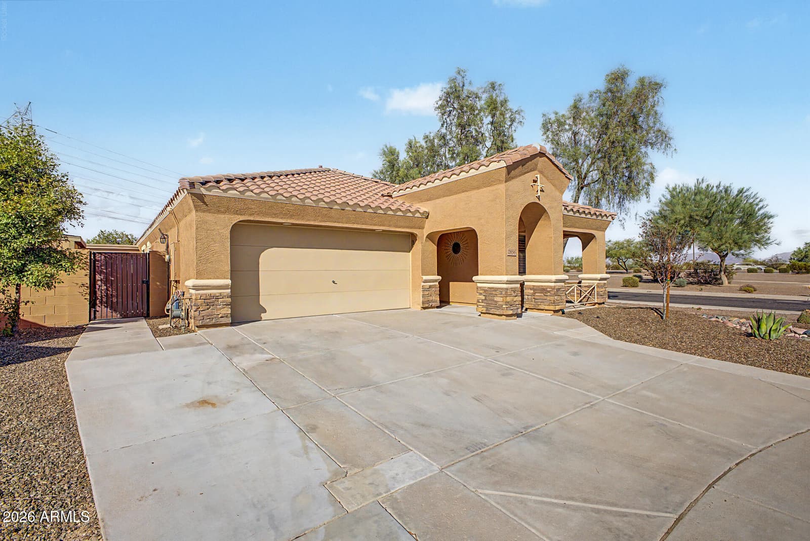 2836 E Jj Ranch Road, Phoenix, AZ 85024 — photo 2 of 53