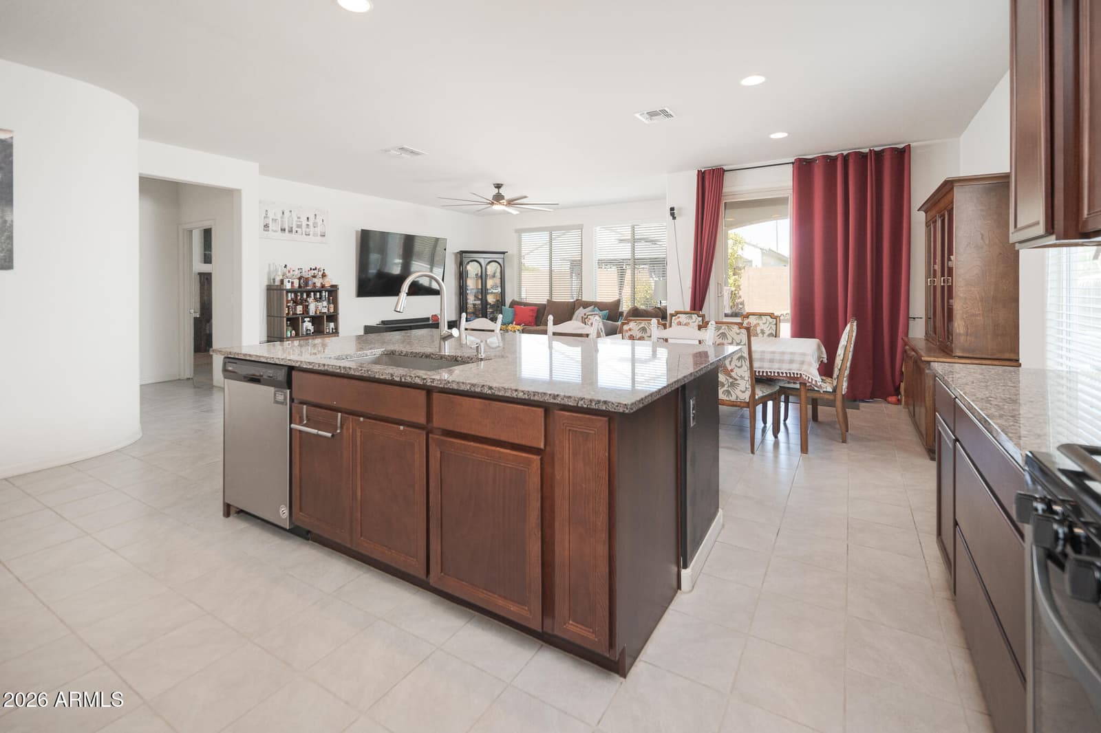 19204 W Harrison Street, Goodyear, AZ 85338 — photo 11 of 38