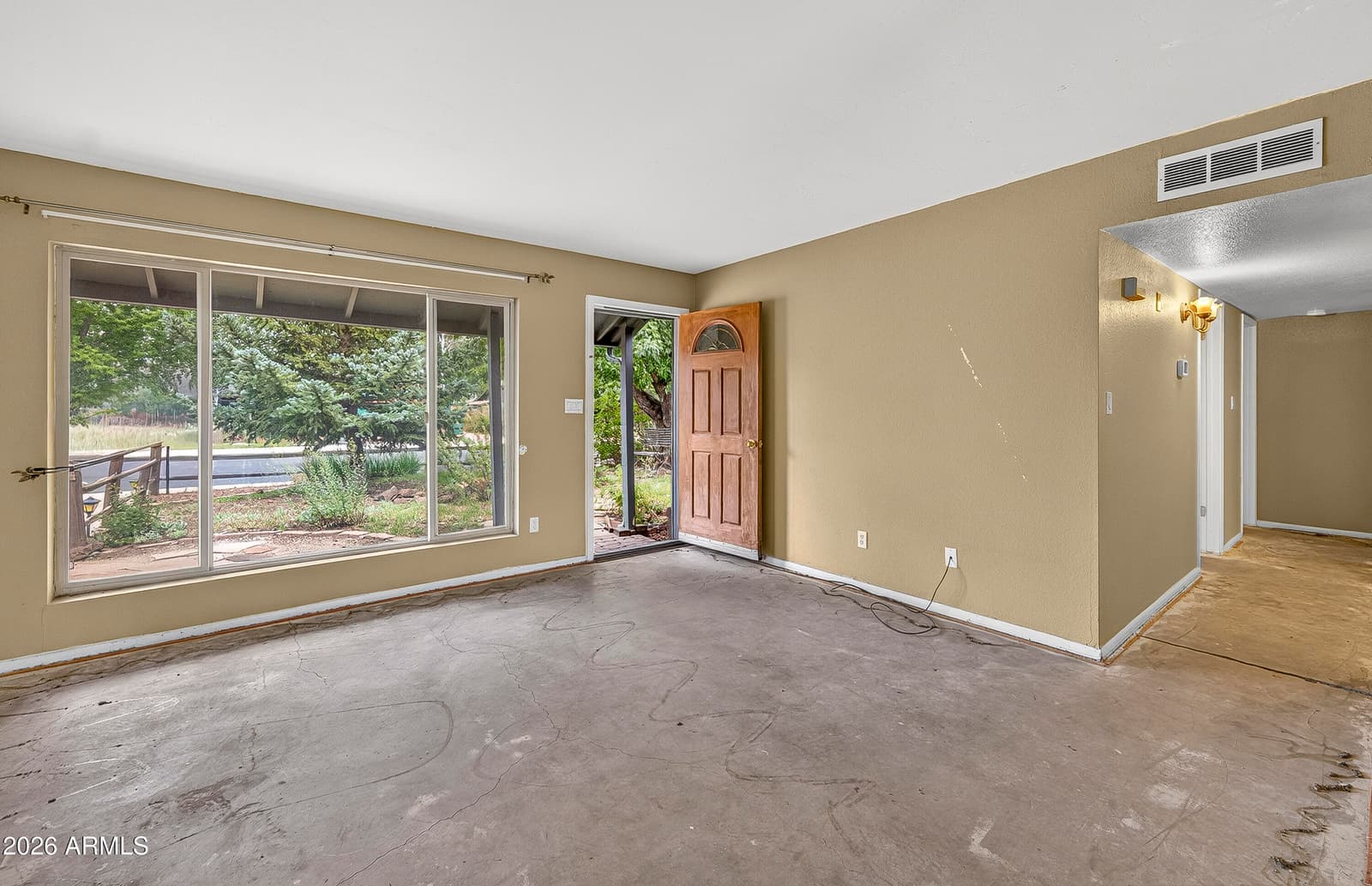 1055 N Manzanita Way, Flagstaff, AZ 86001 — photo 7 of 24