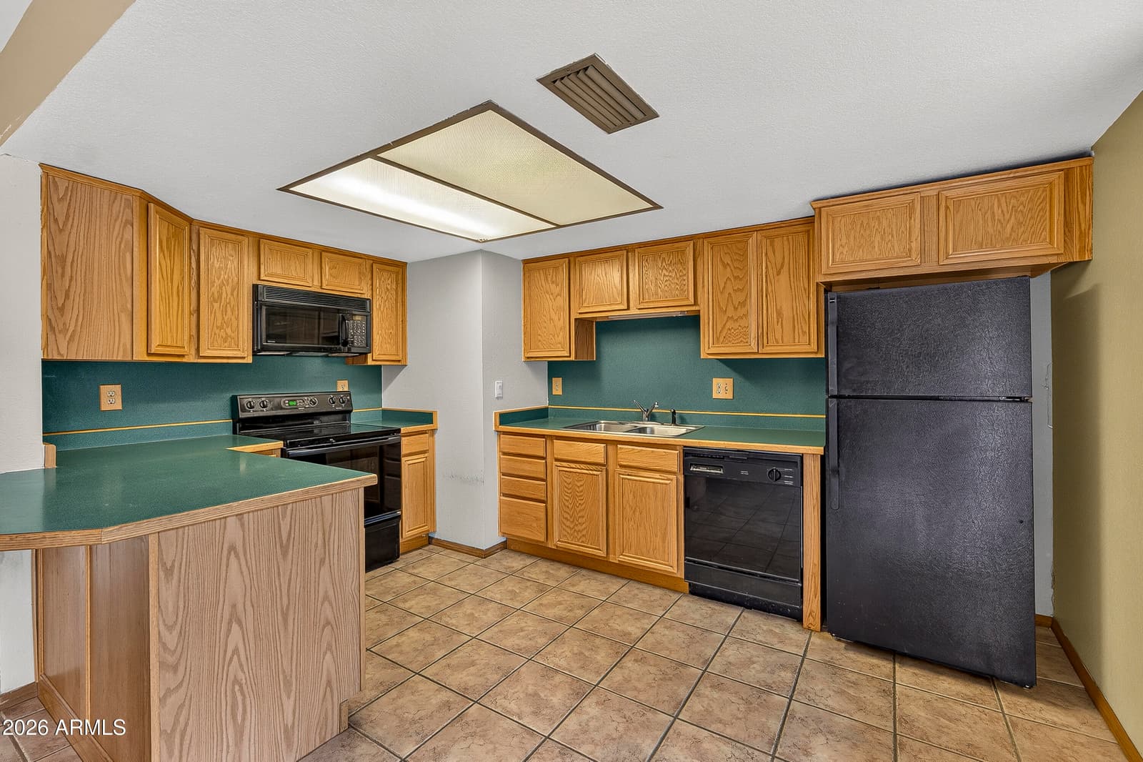 1055 N Manzanita Way, Flagstaff, AZ 86001 — photo 12 of 24