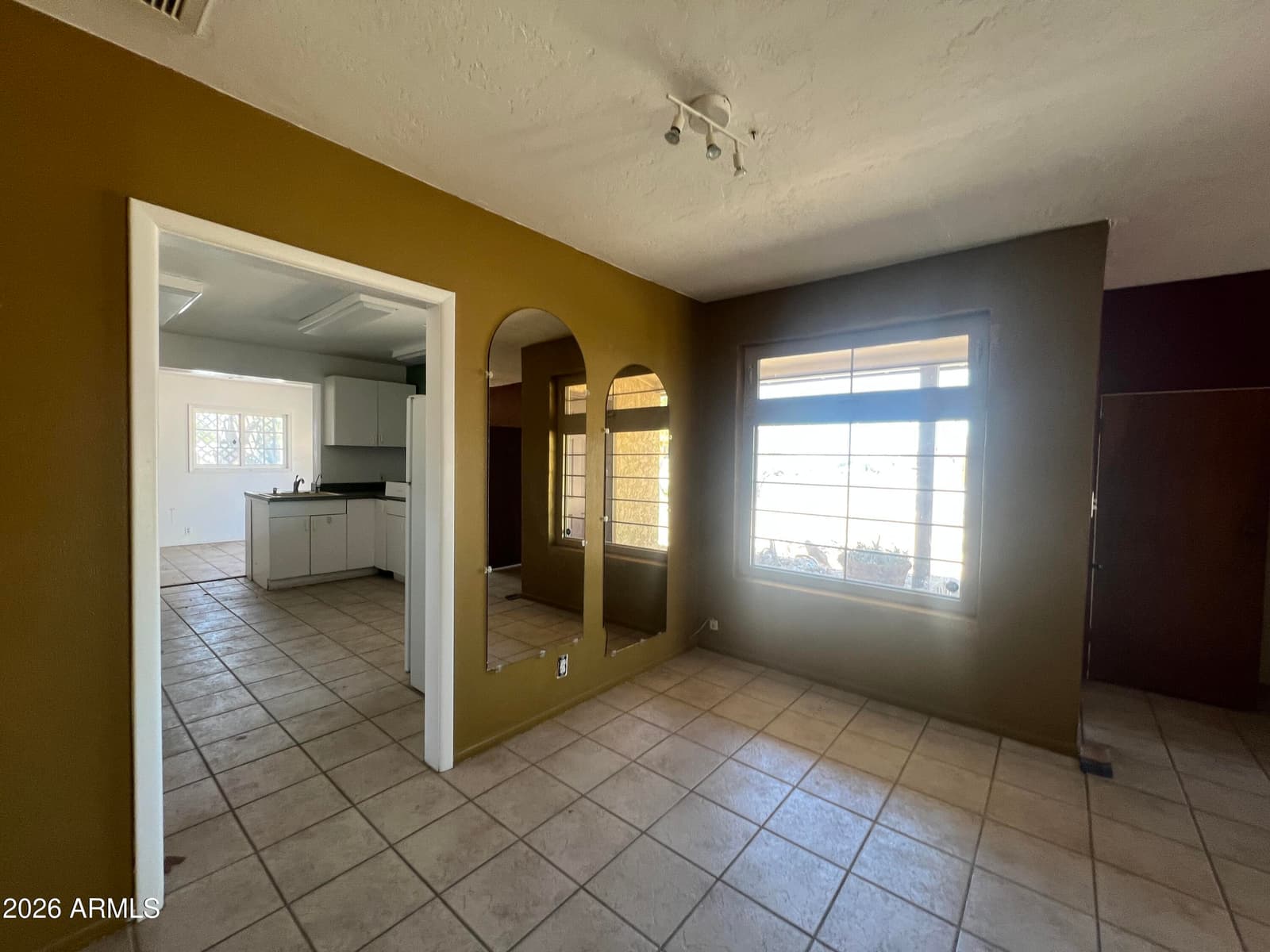 1201 E Desert Park Lane, Phoenix, AZ 85020 — photo 3 of 16