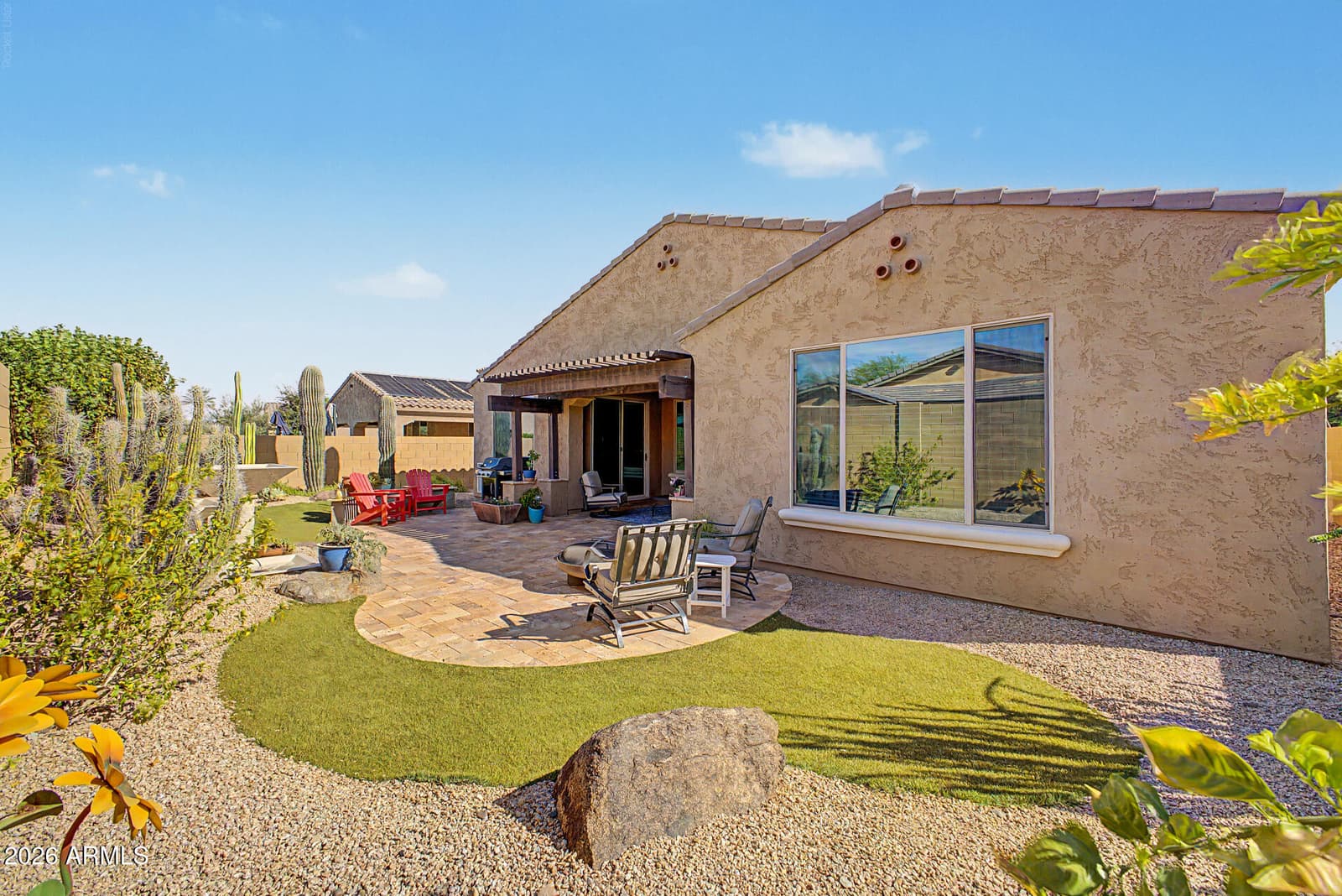 14398 W Almeria Road, Goodyear, AZ 85395 — photo 3 of 49