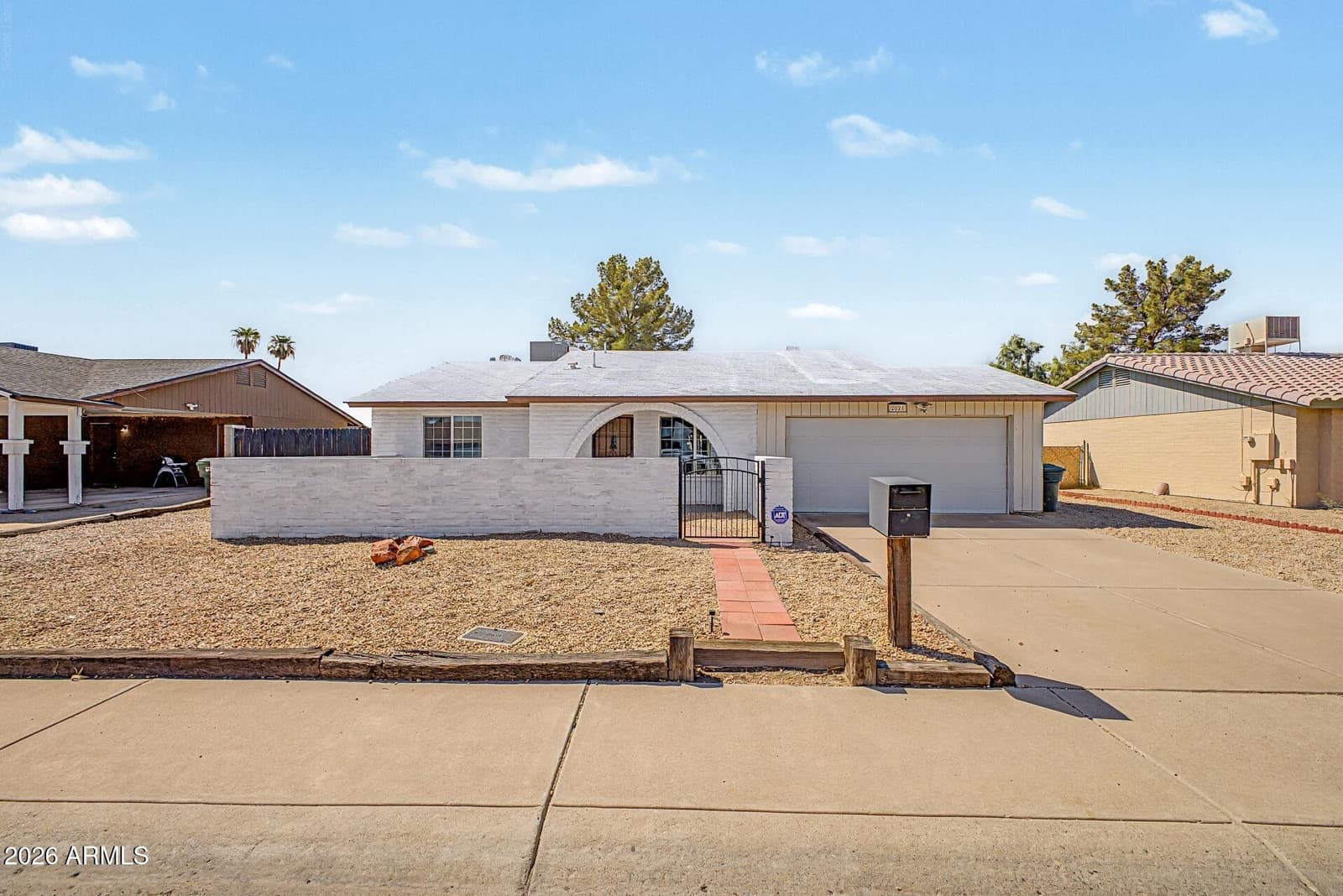 2821 W Charleston Avenue, Phoenix, AZ 85053 — photo 1 of 28